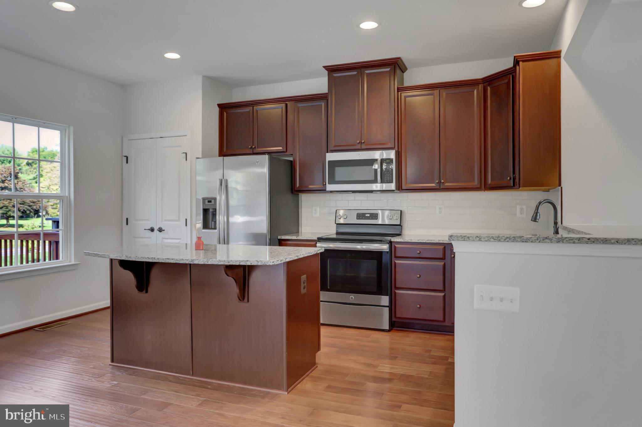 POTOMAC STATION - Residential