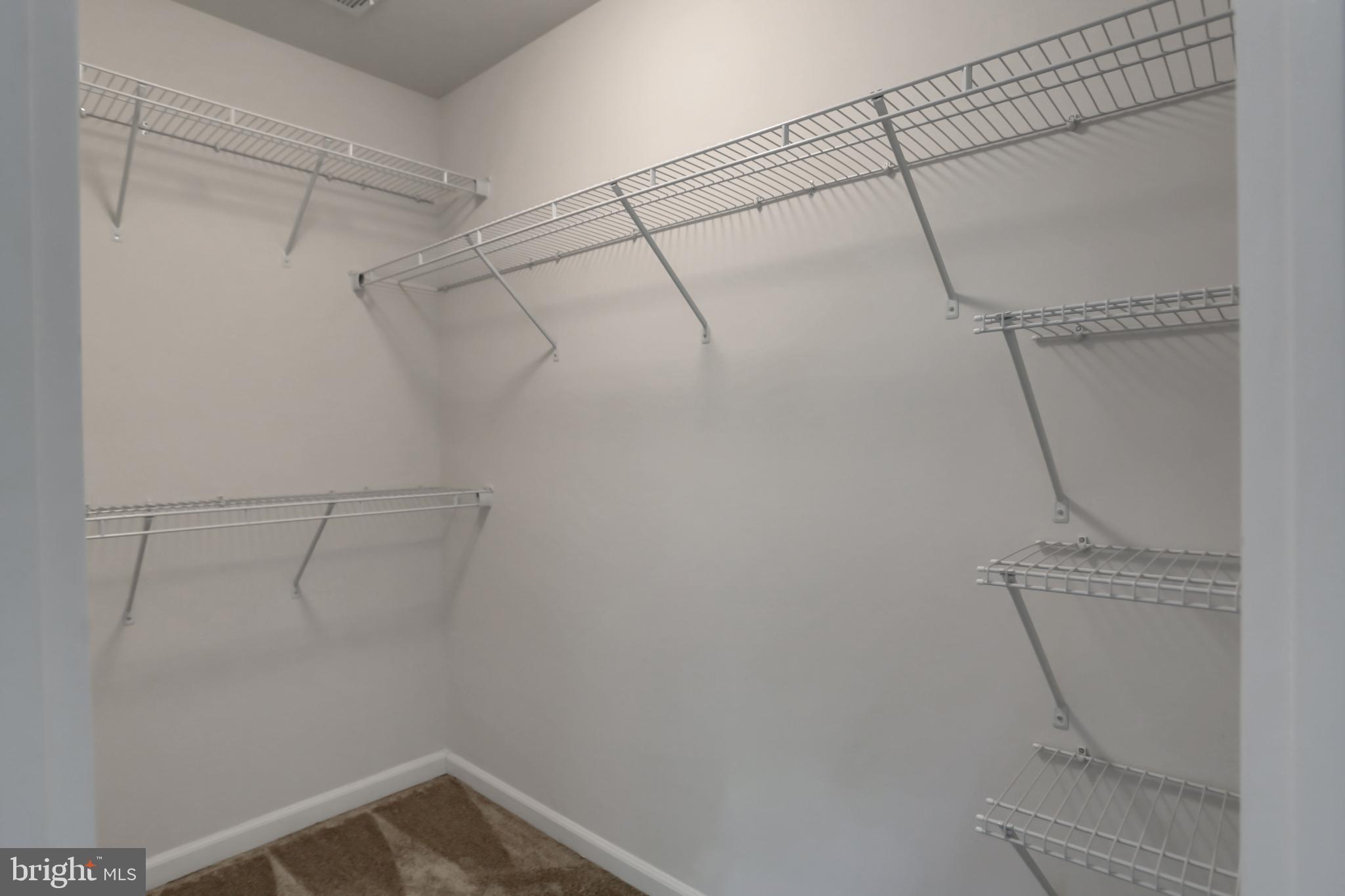 POTOMAC STATION - Residential