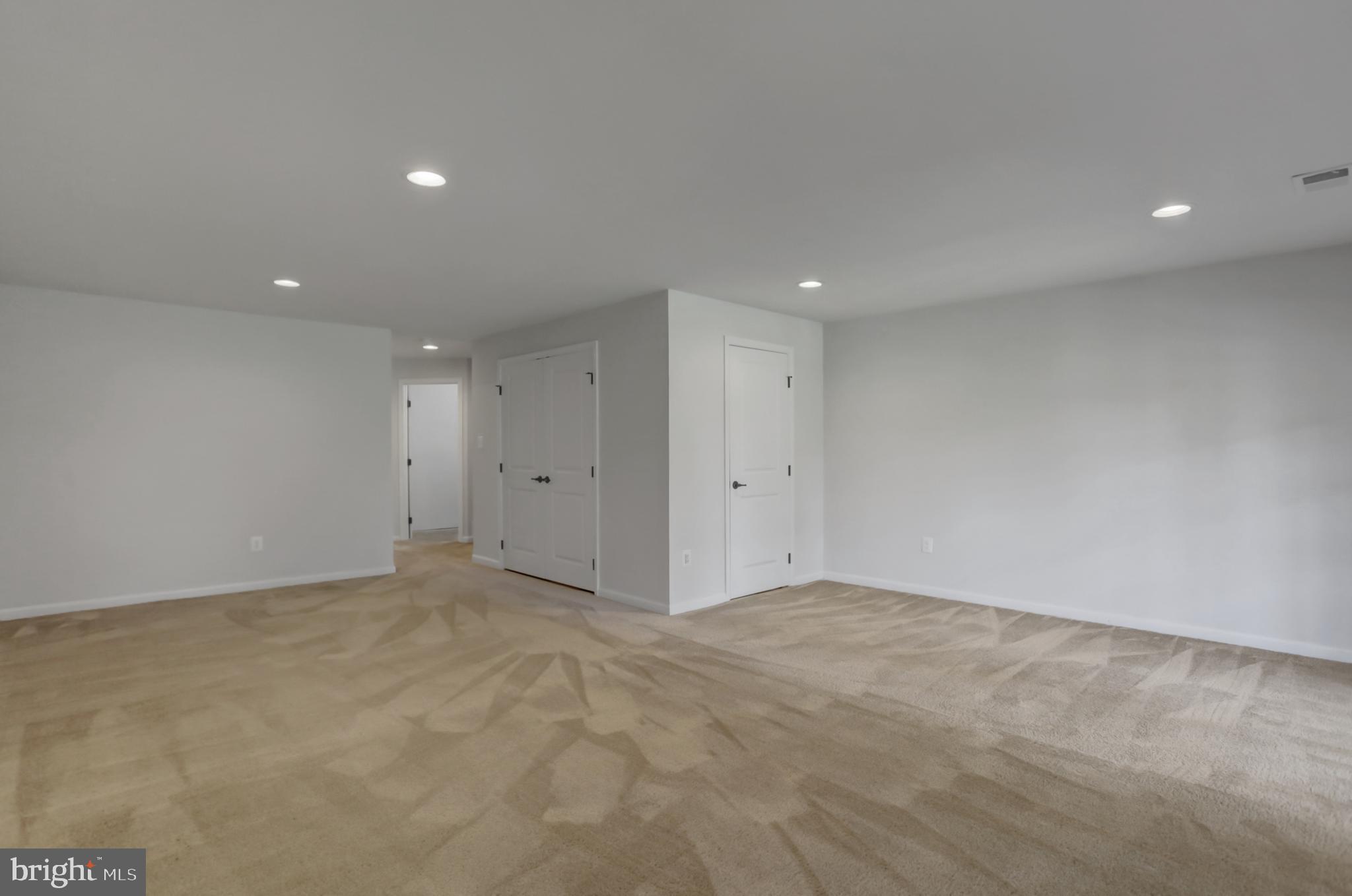 POTOMAC STATION - Residential