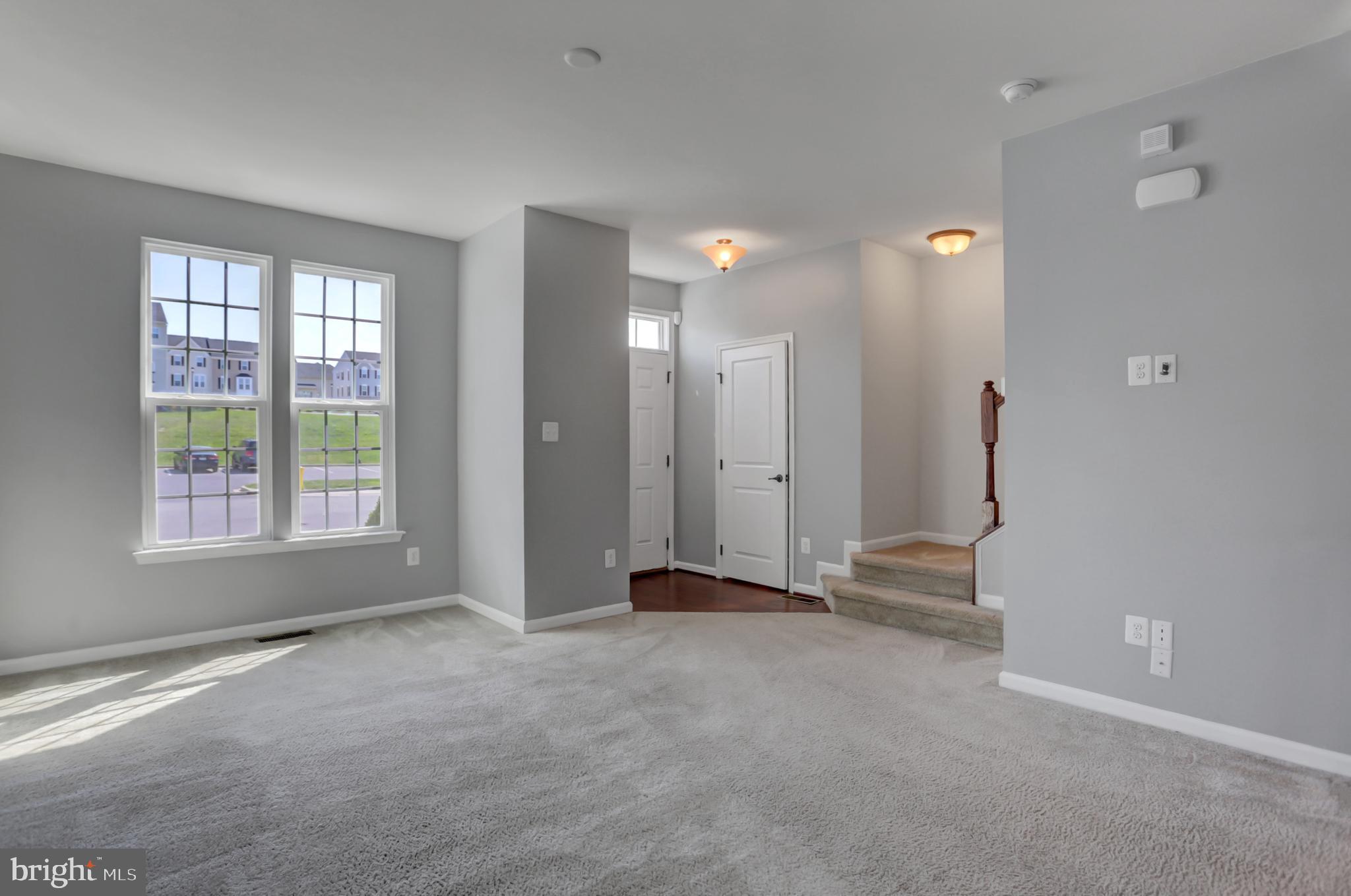 POTOMAC STATION - Residential