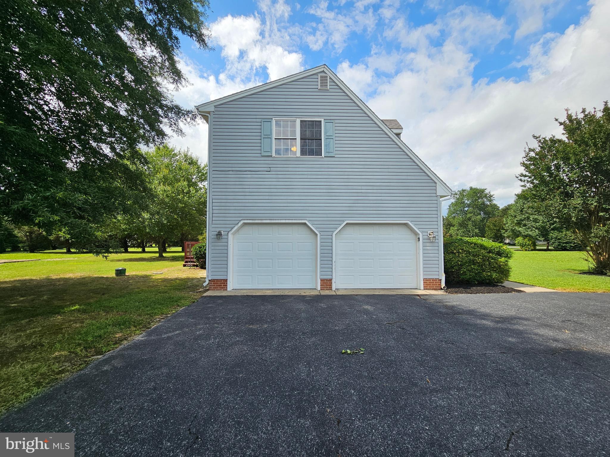 MISTY CREEK - Residential