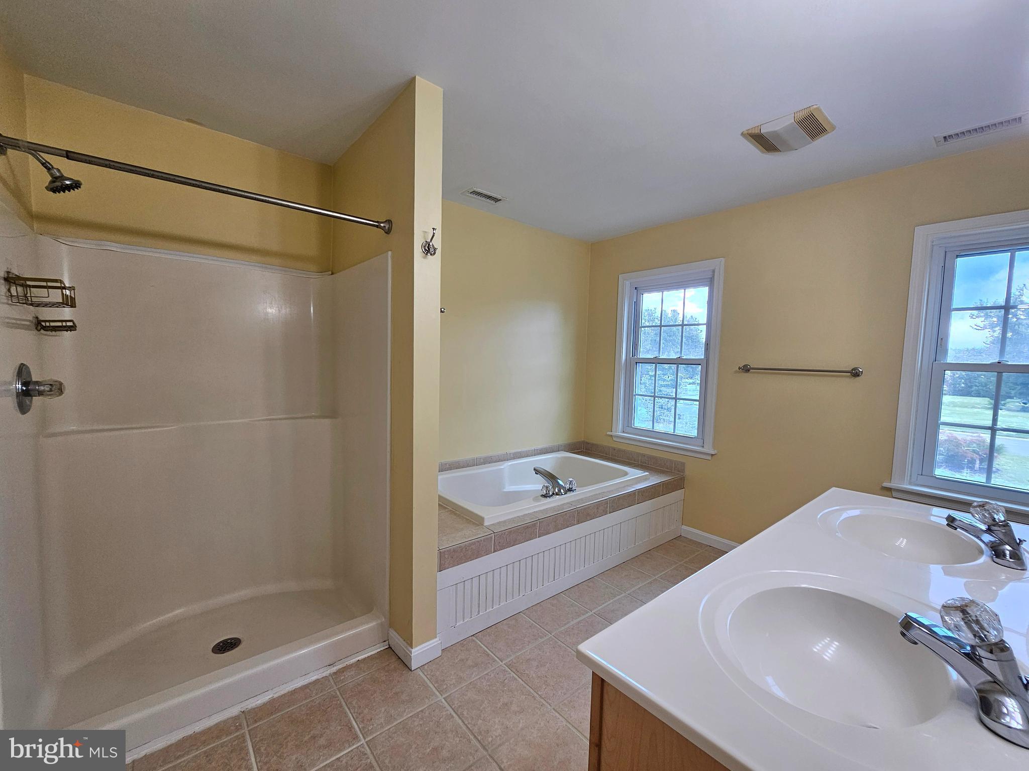 MISTY CREEK - Residential