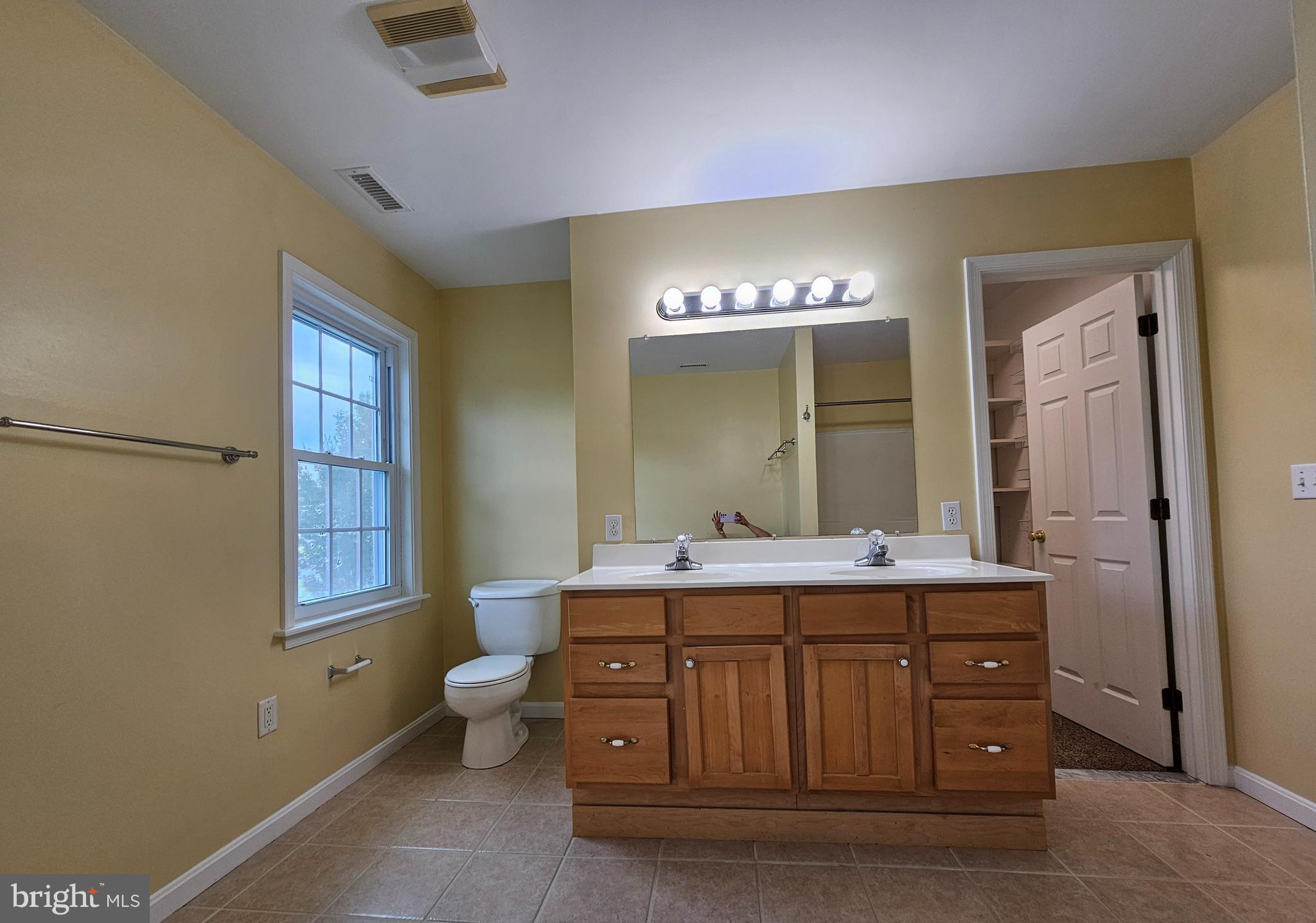 MISTY CREEK - Residential