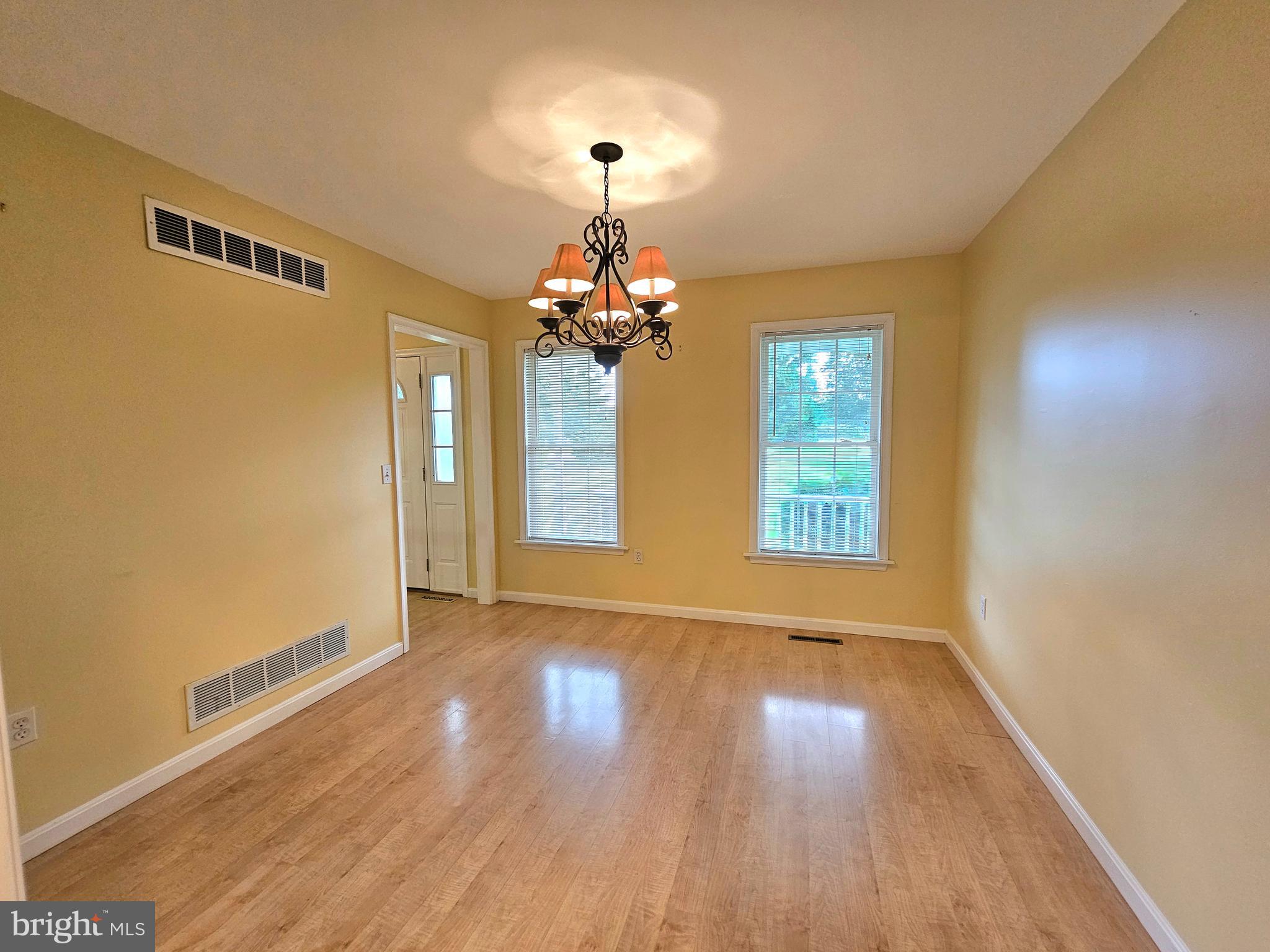 MISTY CREEK - Residential