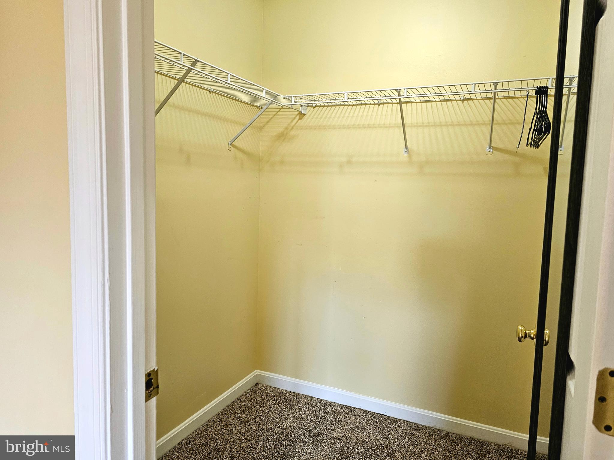 MISTY CREEK - Residential