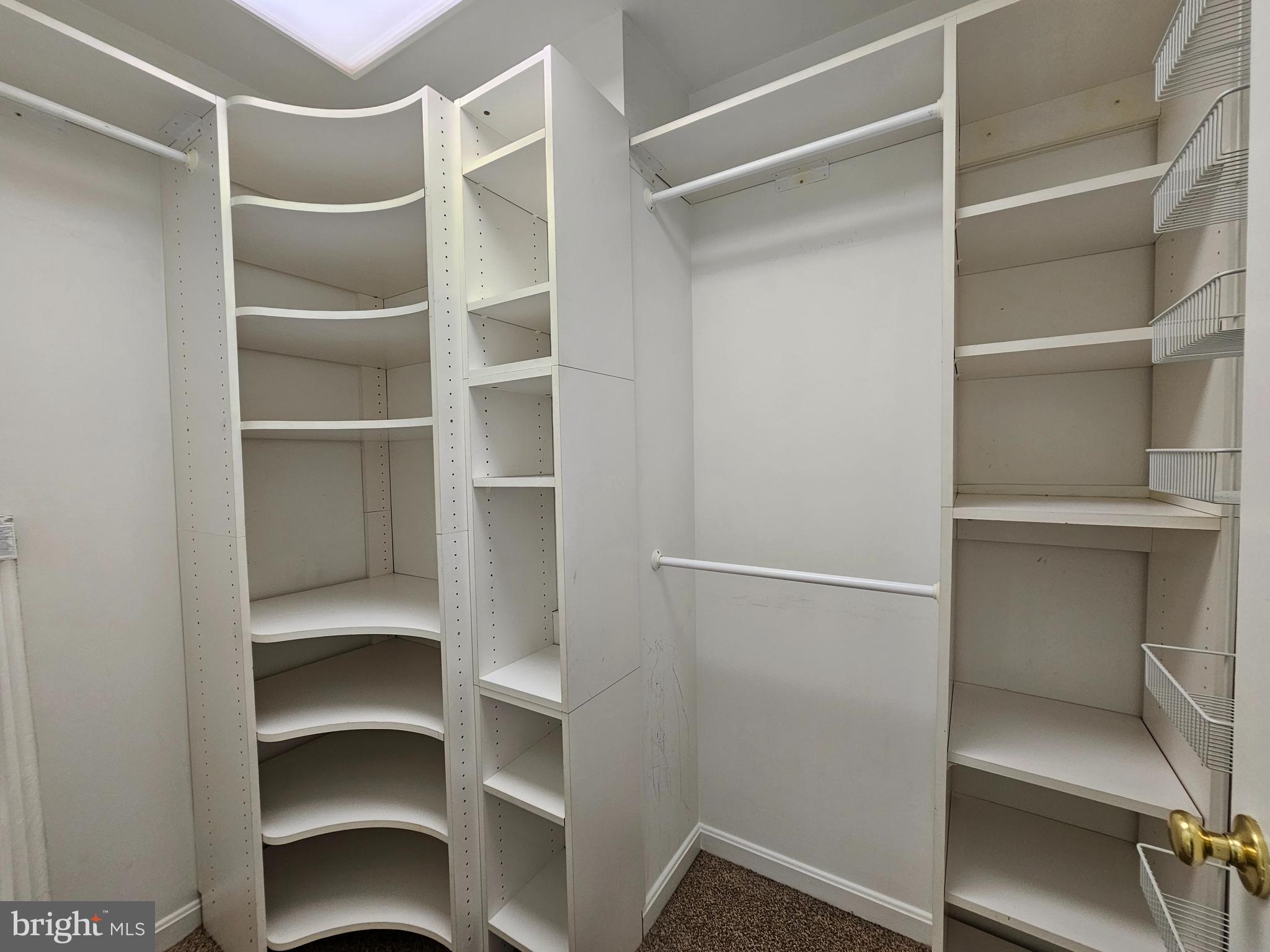 MISTY CREEK - Residential