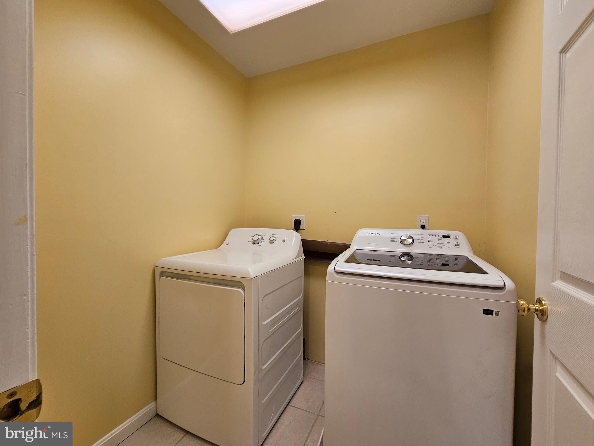 MISTY CREEK - Residential