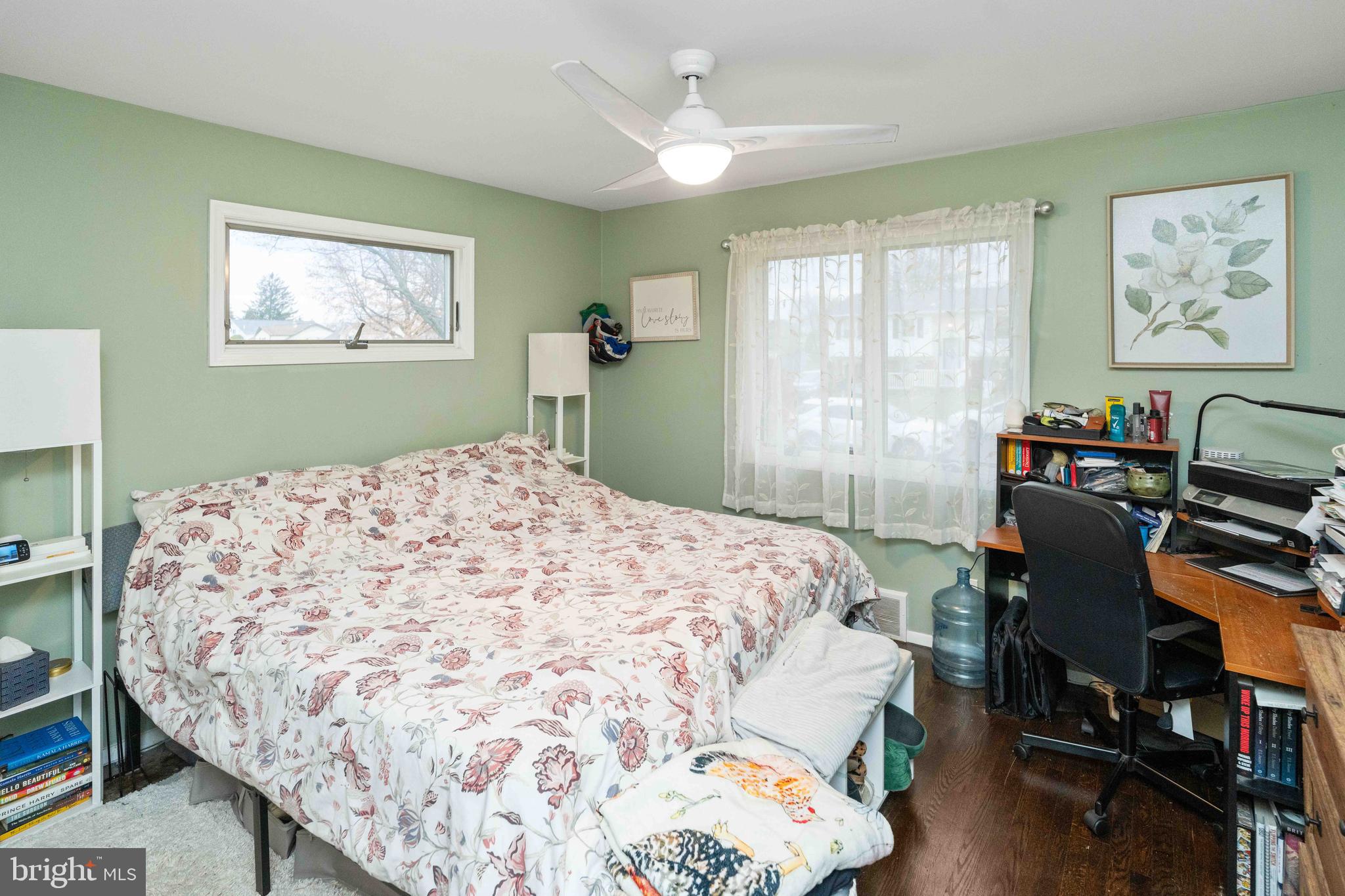 DELMONT MANOR - Residential