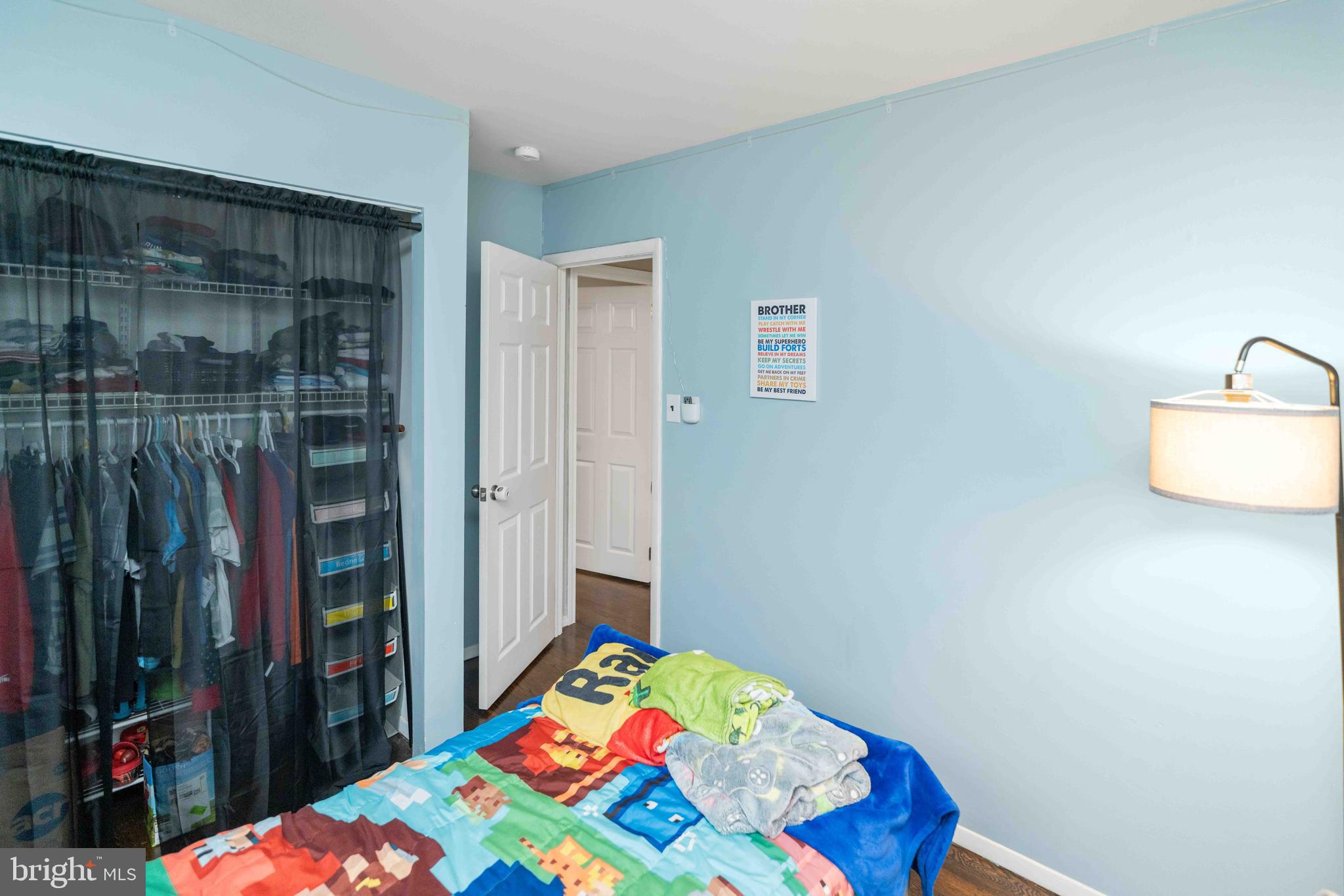 DELMONT MANOR - Residential