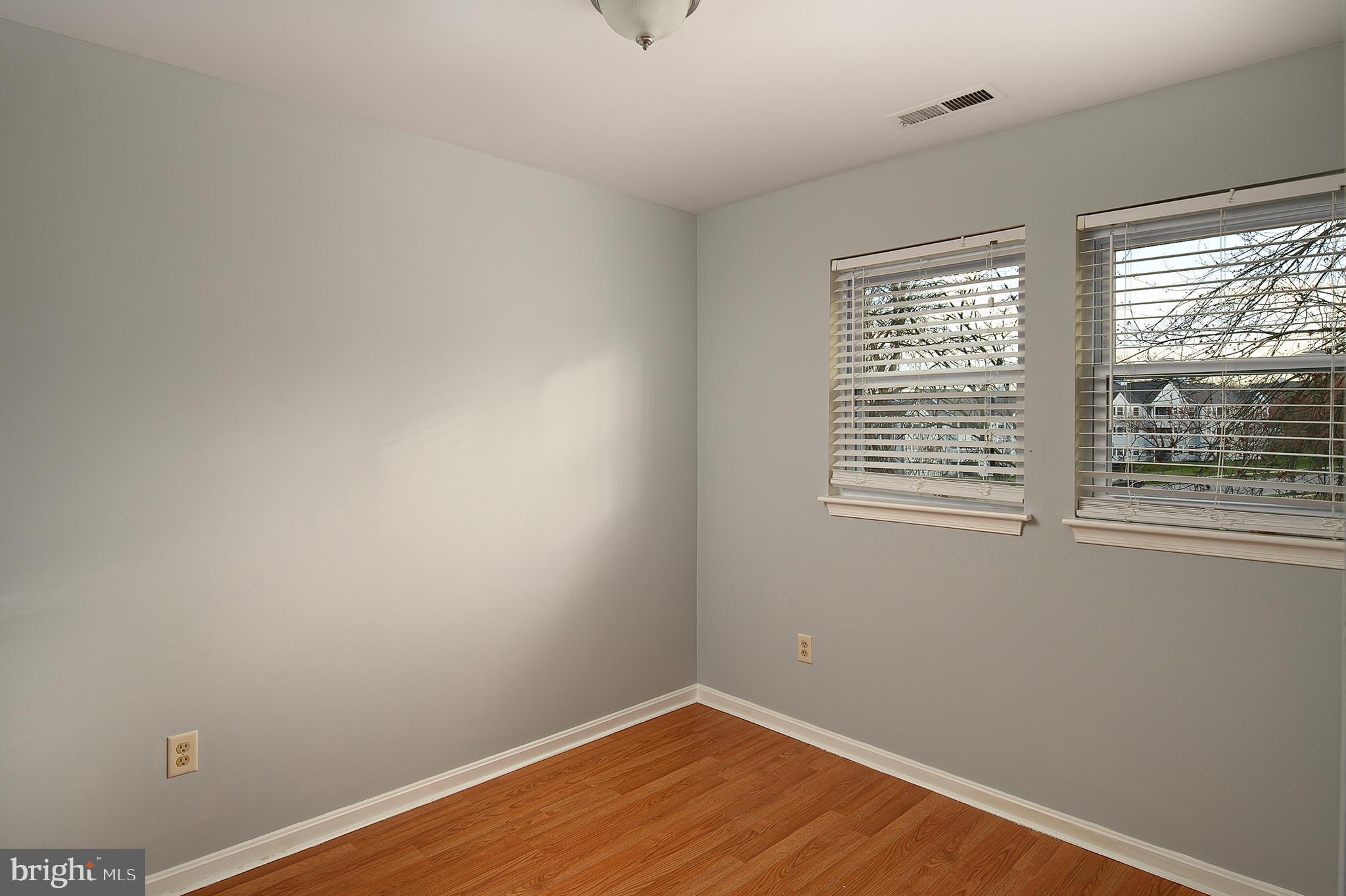 MONTGOMERY RUN - Residential Lease