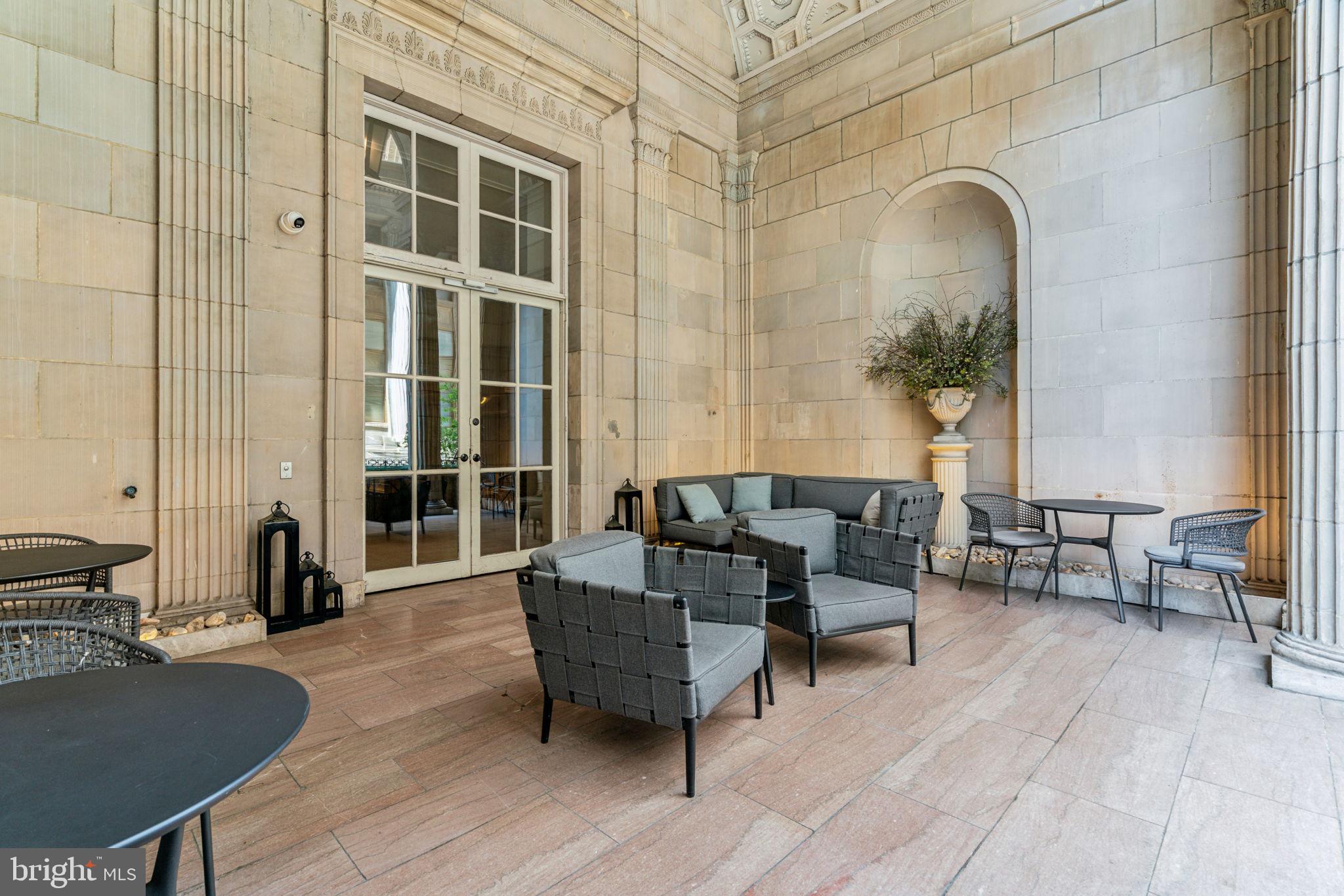 WASHINGTON SQ - Residential Lease