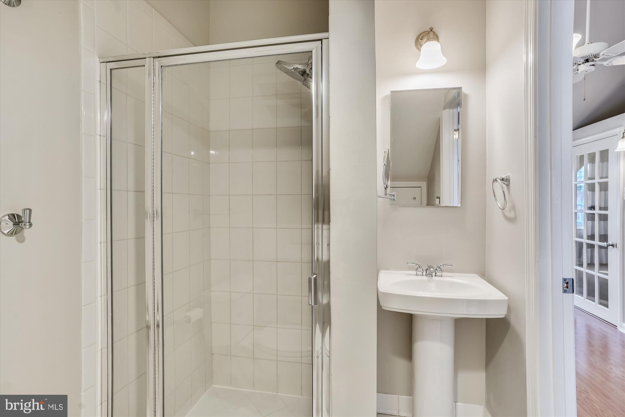 OLD TOWN ALEXANDRIA - Residential Lease