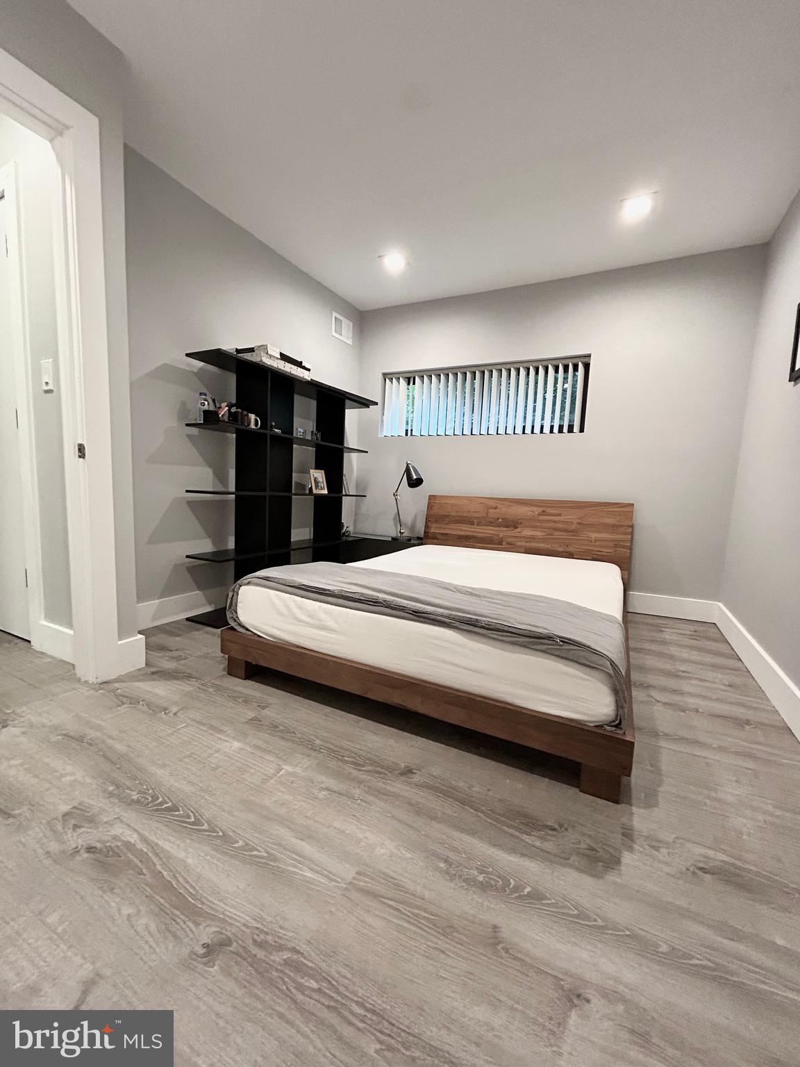 MANTUA - Residential