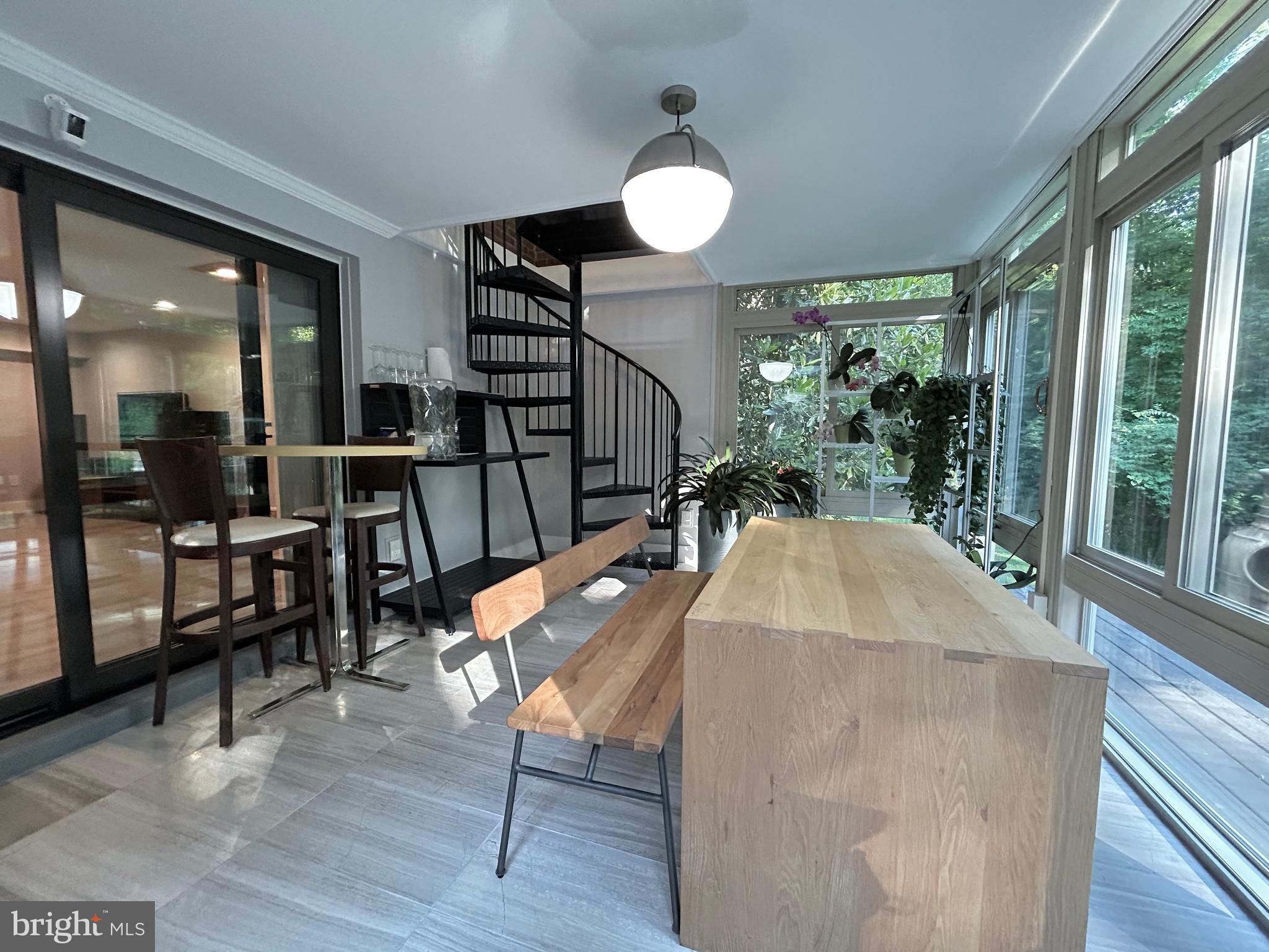 MANTUA - Residential