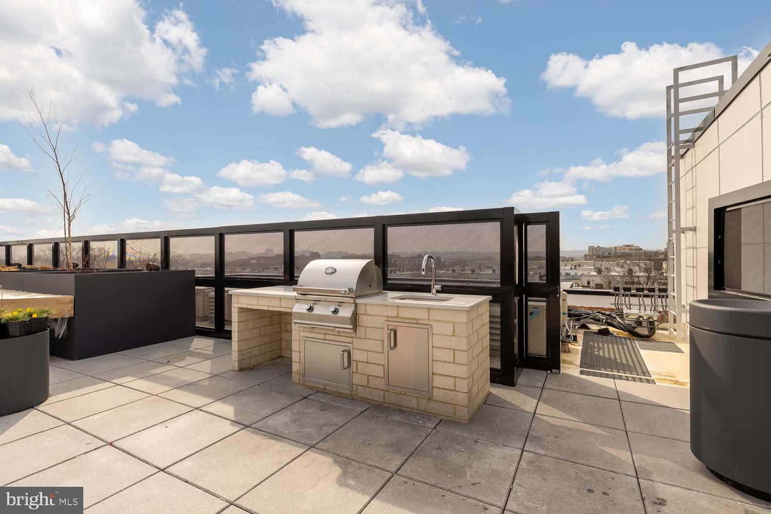 OLD TOWN NORTH - Residential