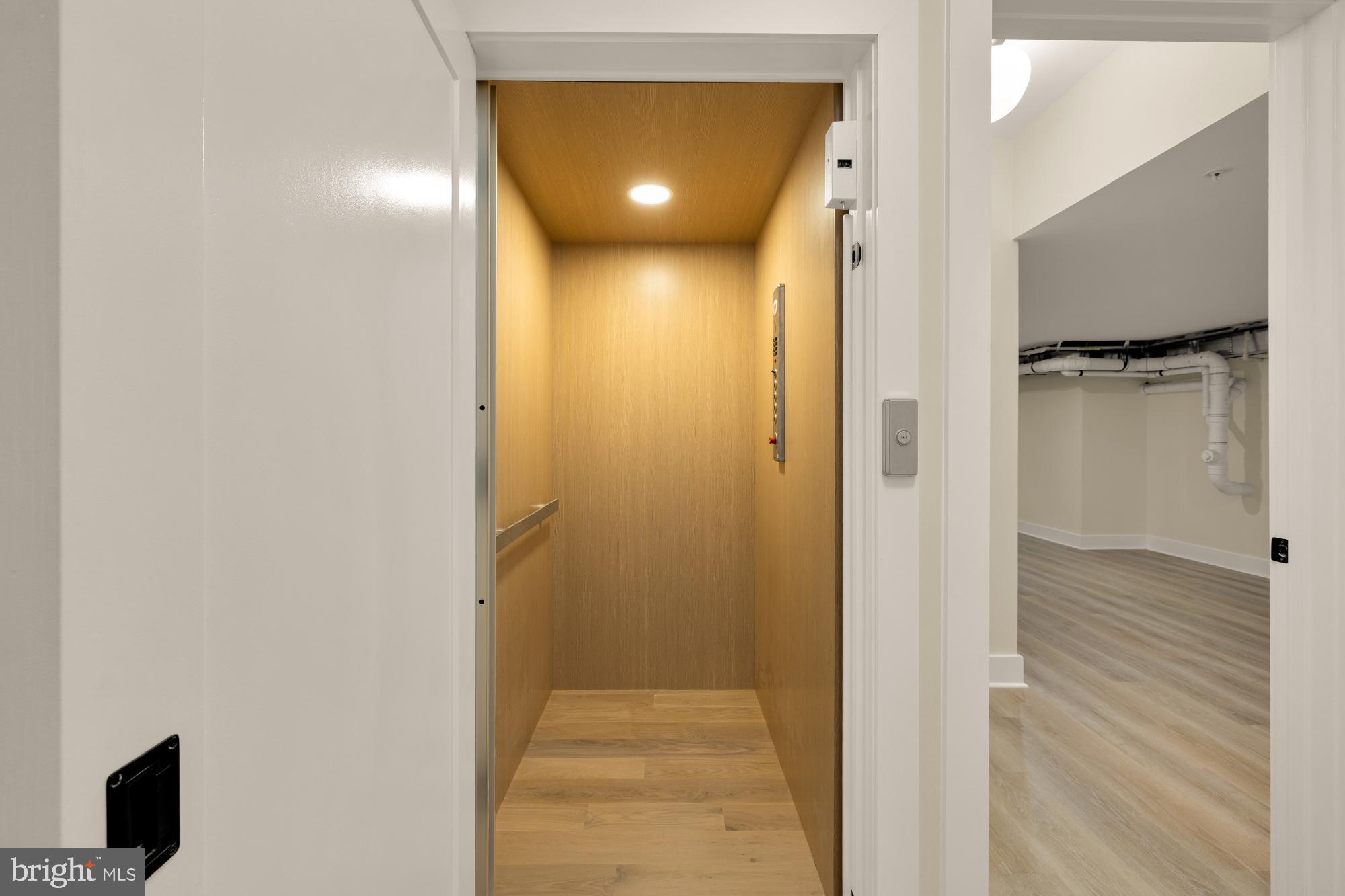 GLEN ECHO HEIGHTS - Residential