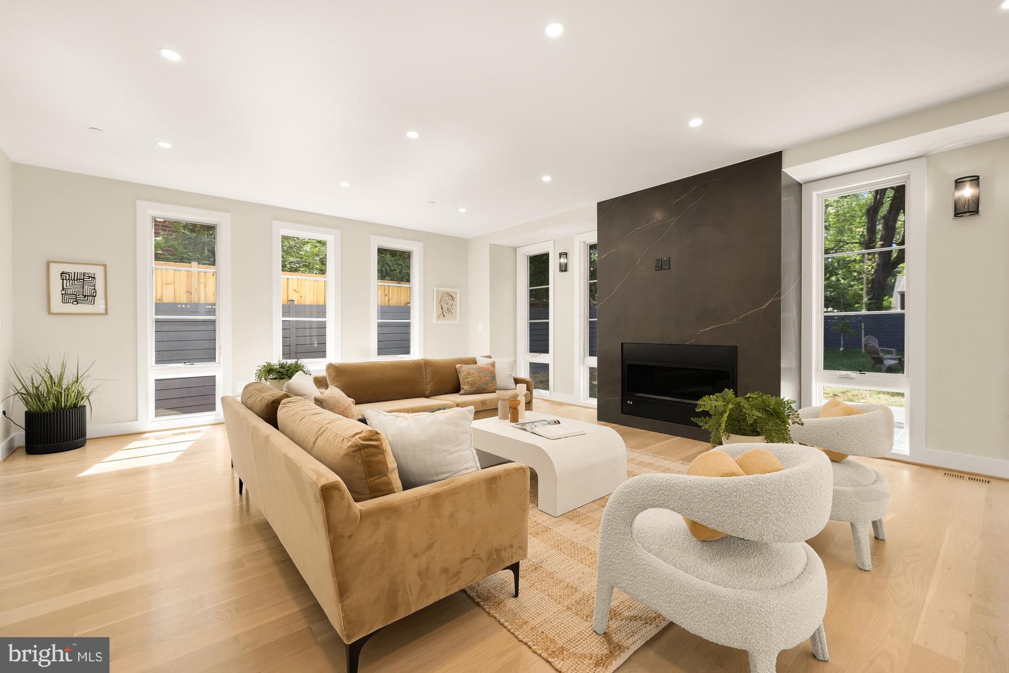 GLEN ECHO HEIGHTS - Residential