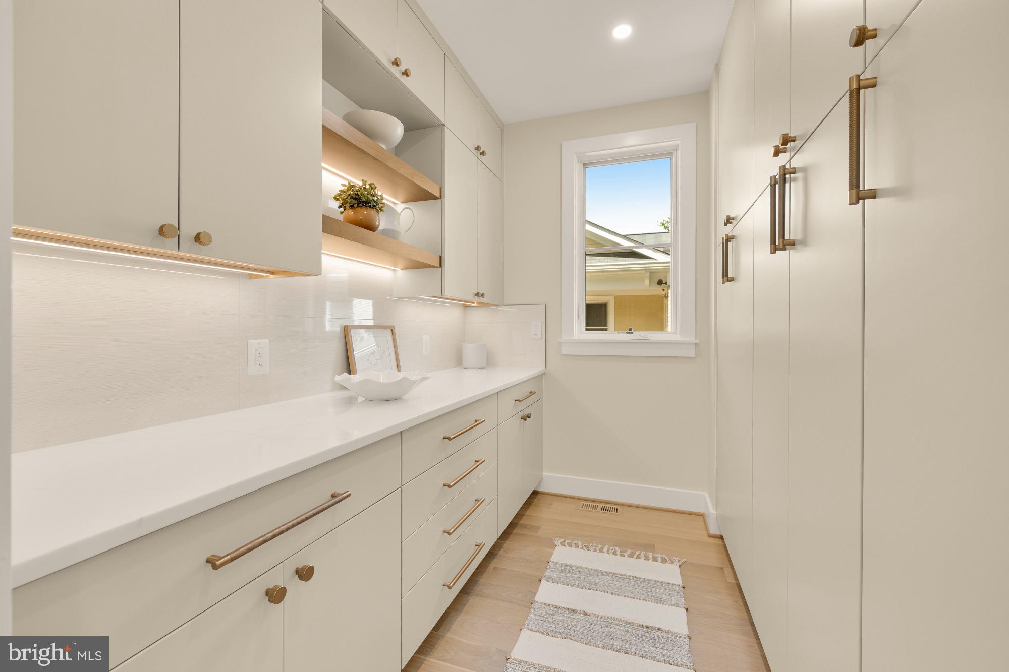 GLEN ECHO HEIGHTS - Residential