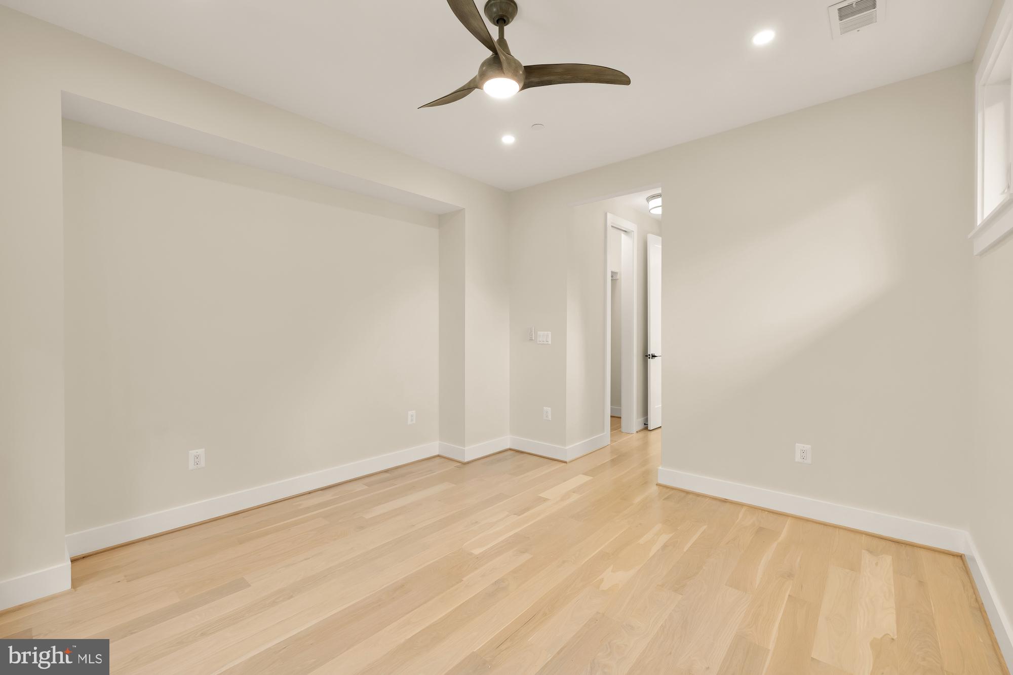 GLEN ECHO HEIGHTS - Residential