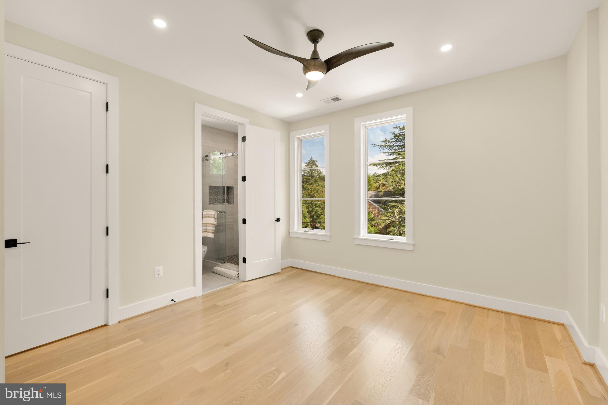 GLEN ECHO HEIGHTS - Residential