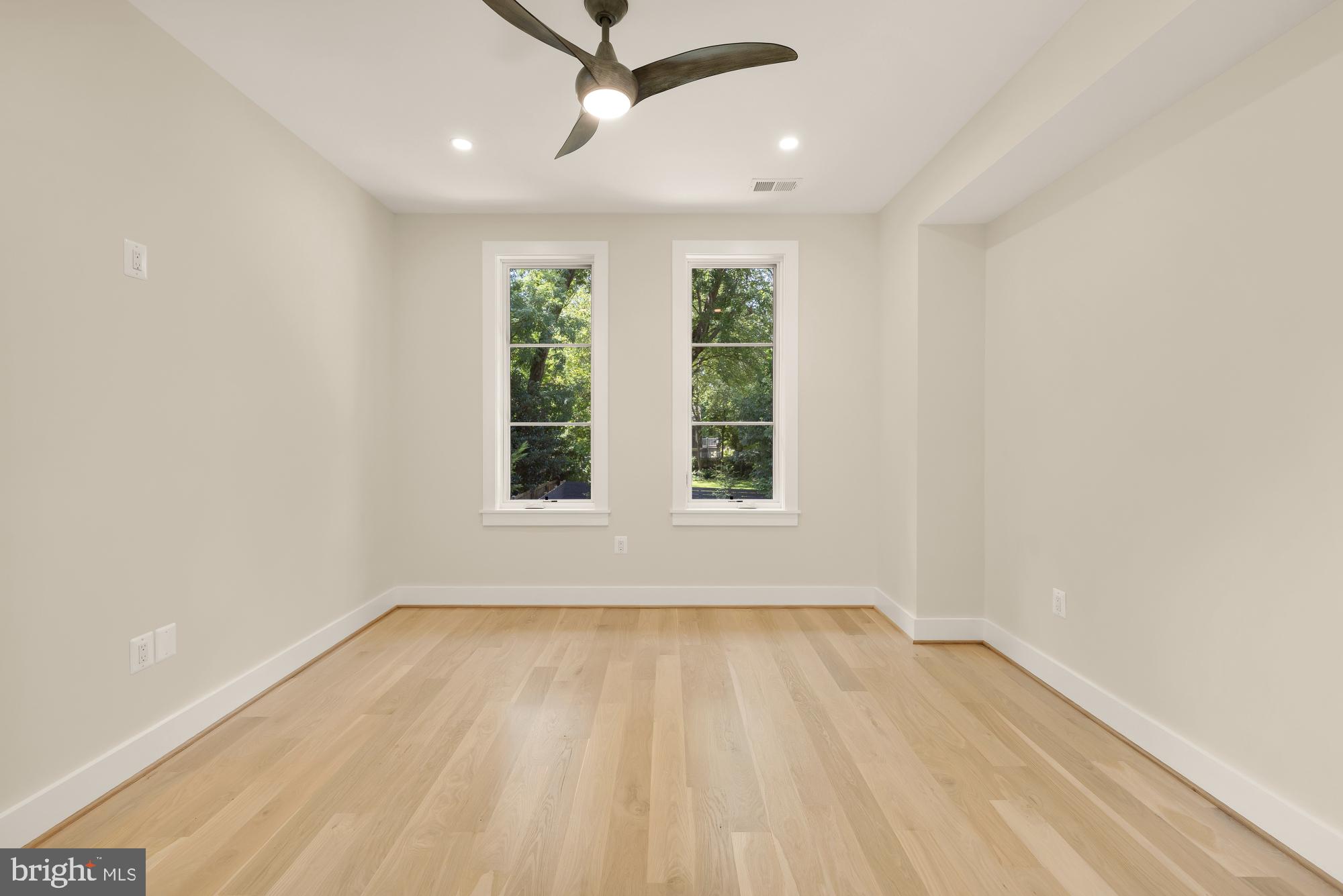 GLEN ECHO HEIGHTS - Residential