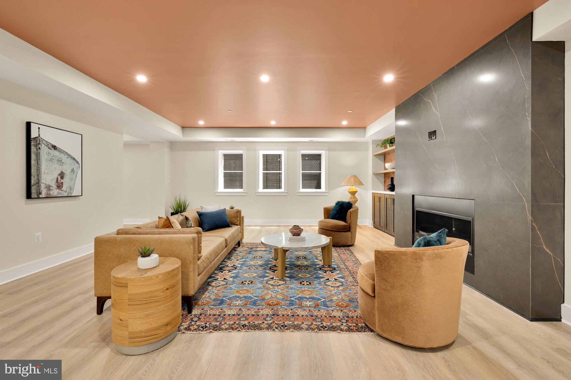 GLEN ECHO HEIGHTS - Residential