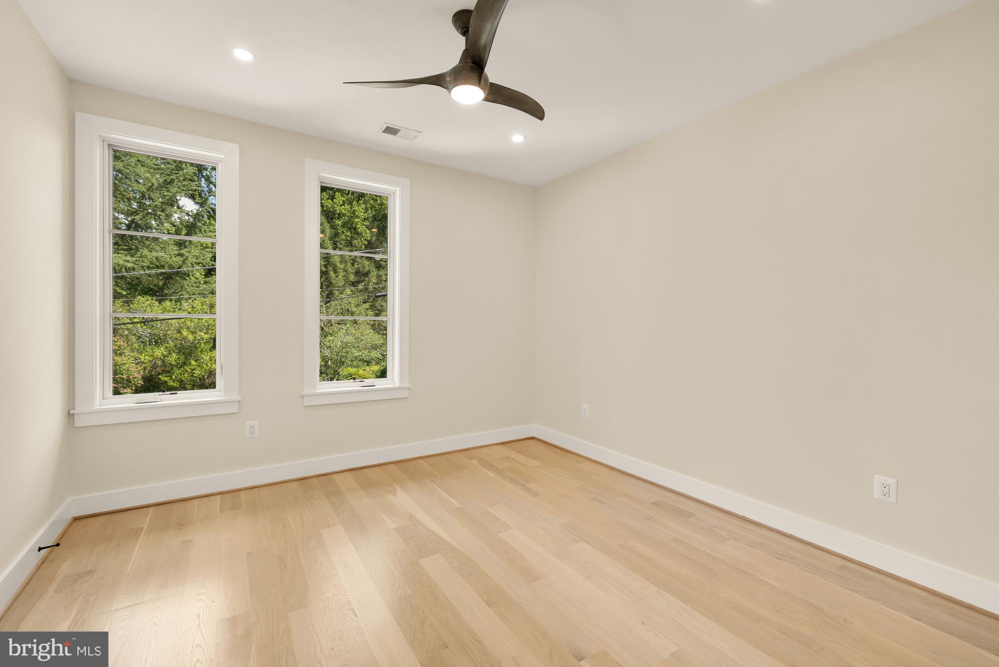 GLEN ECHO HEIGHTS - Residential