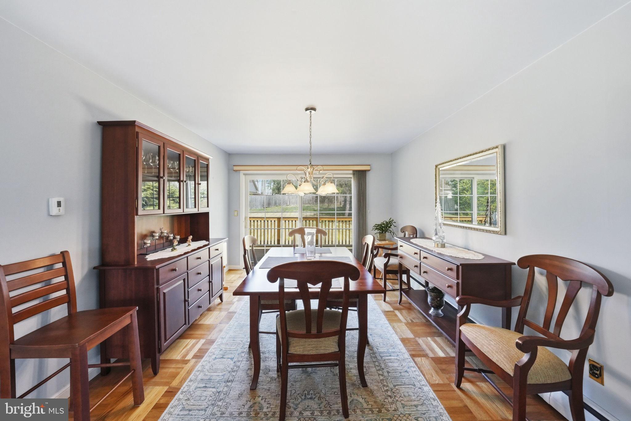 SILVER LAKE MANOR - Residential