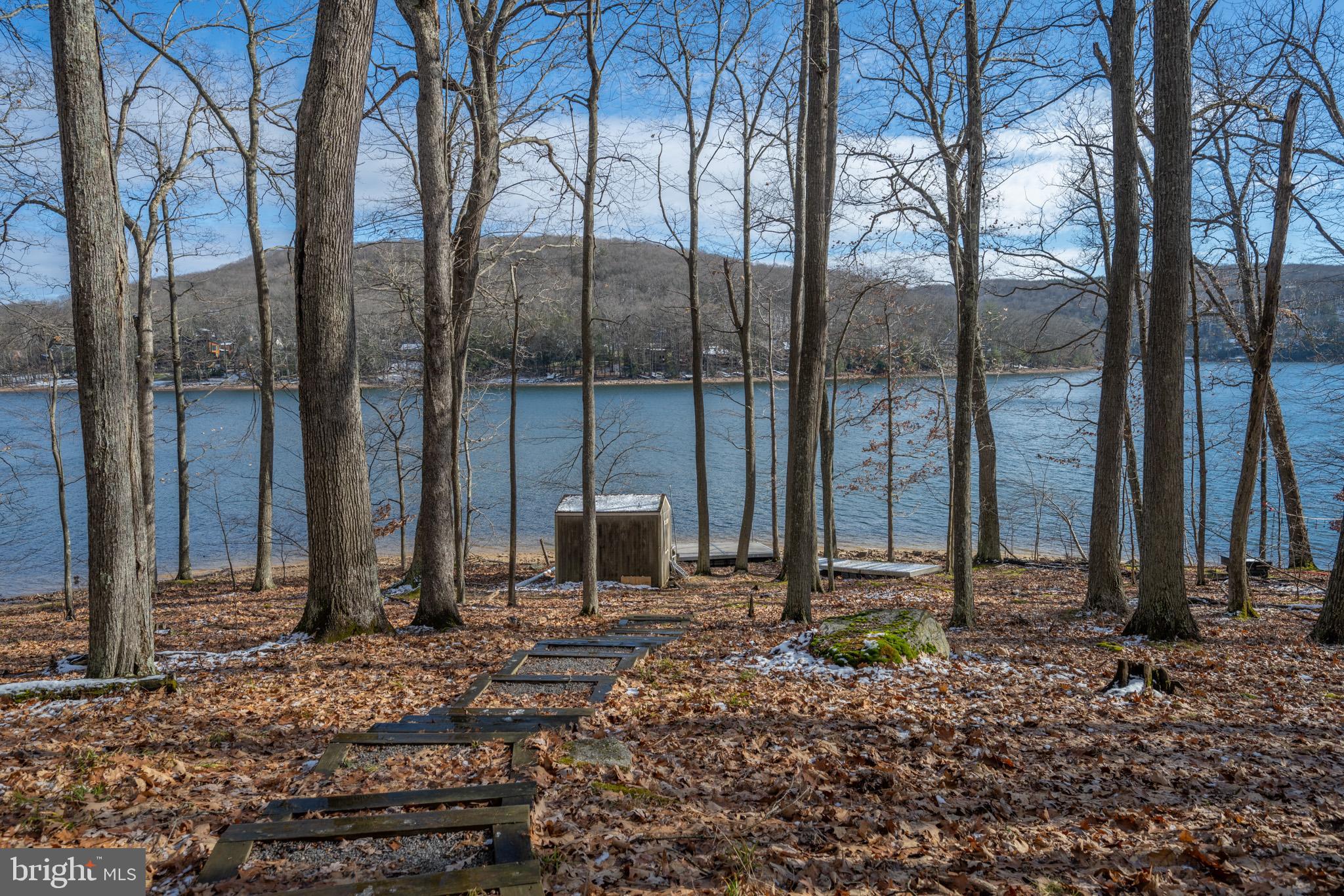 SHINGLE CAMP TERRACE - Residential