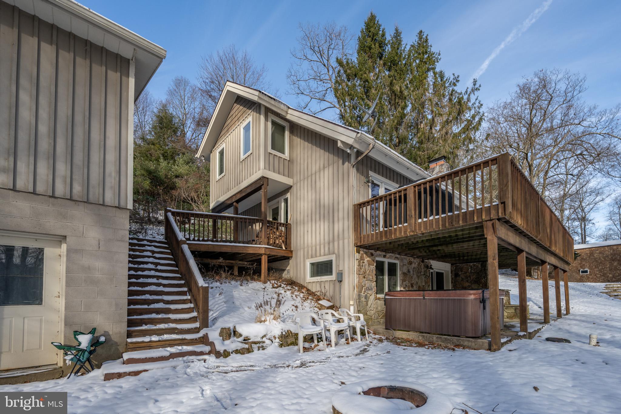 SHINGLE CAMP TERRACE - Residential