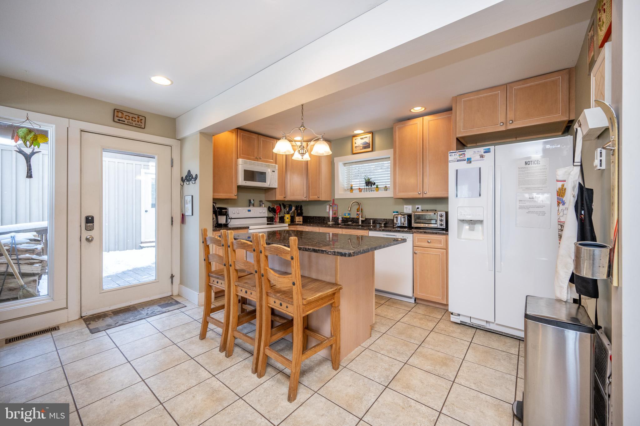 SHINGLE CAMP TERRACE - Residential