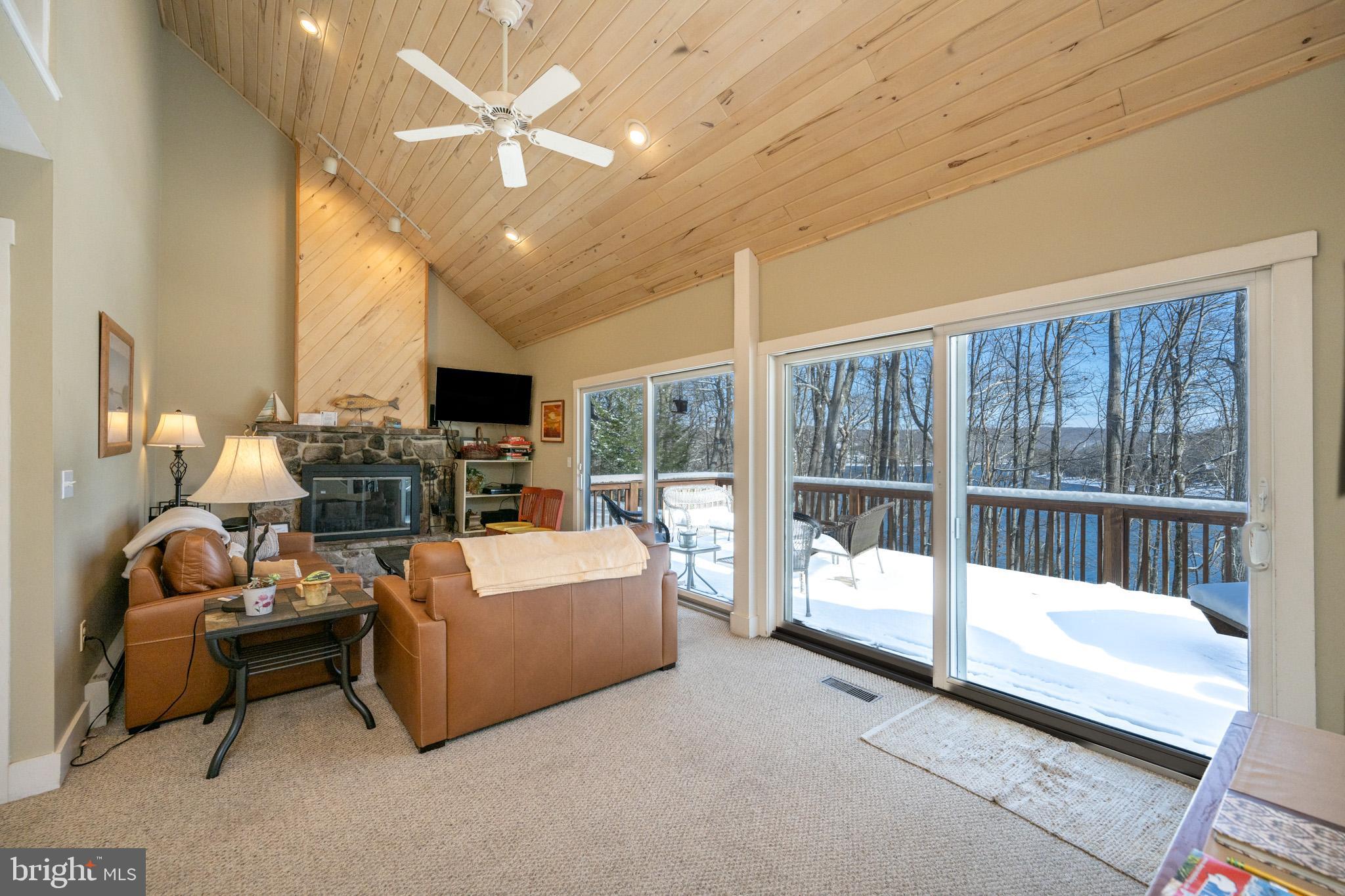 SHINGLE CAMP TERRACE - Residential