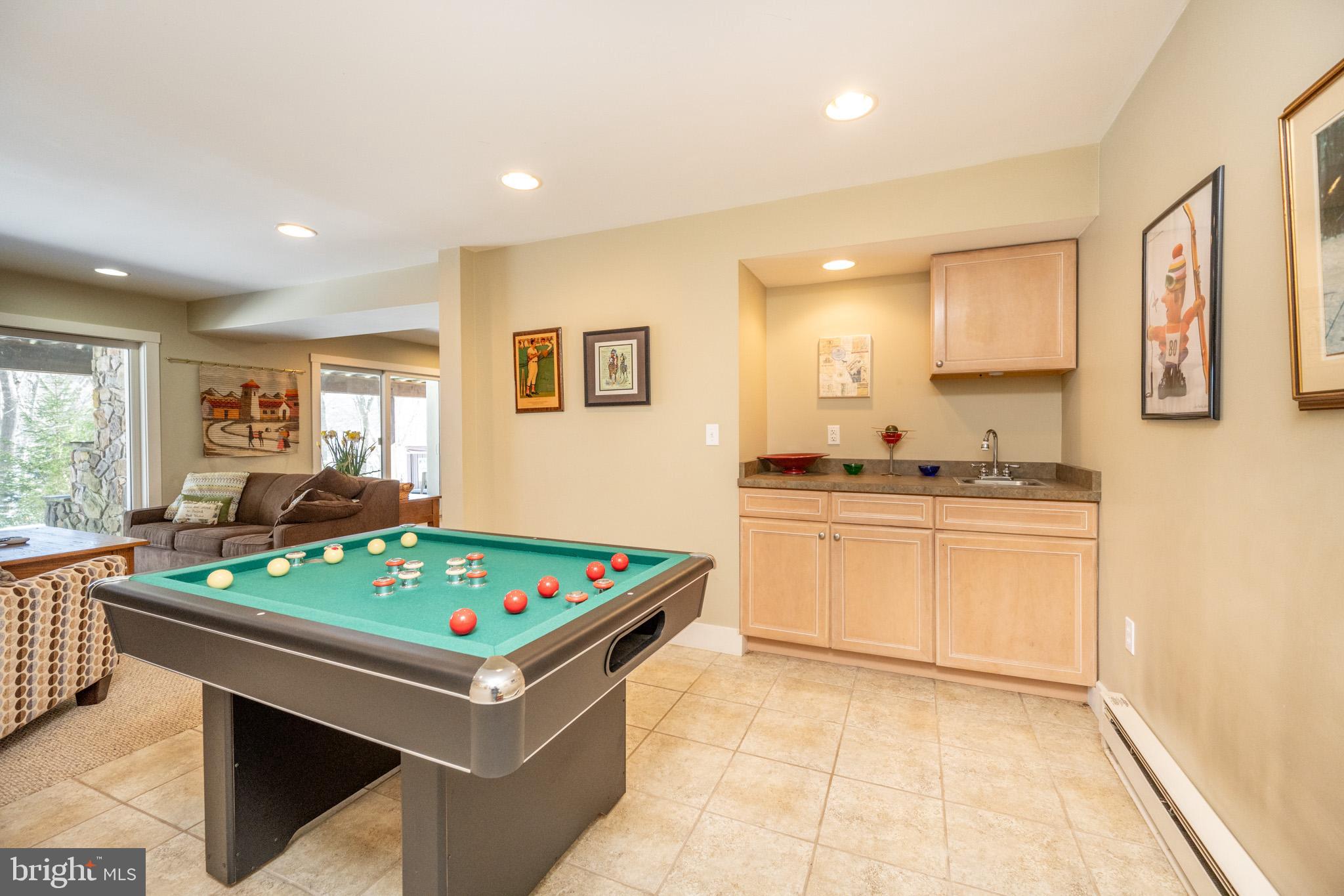 SHINGLE CAMP TERRACE - Residential