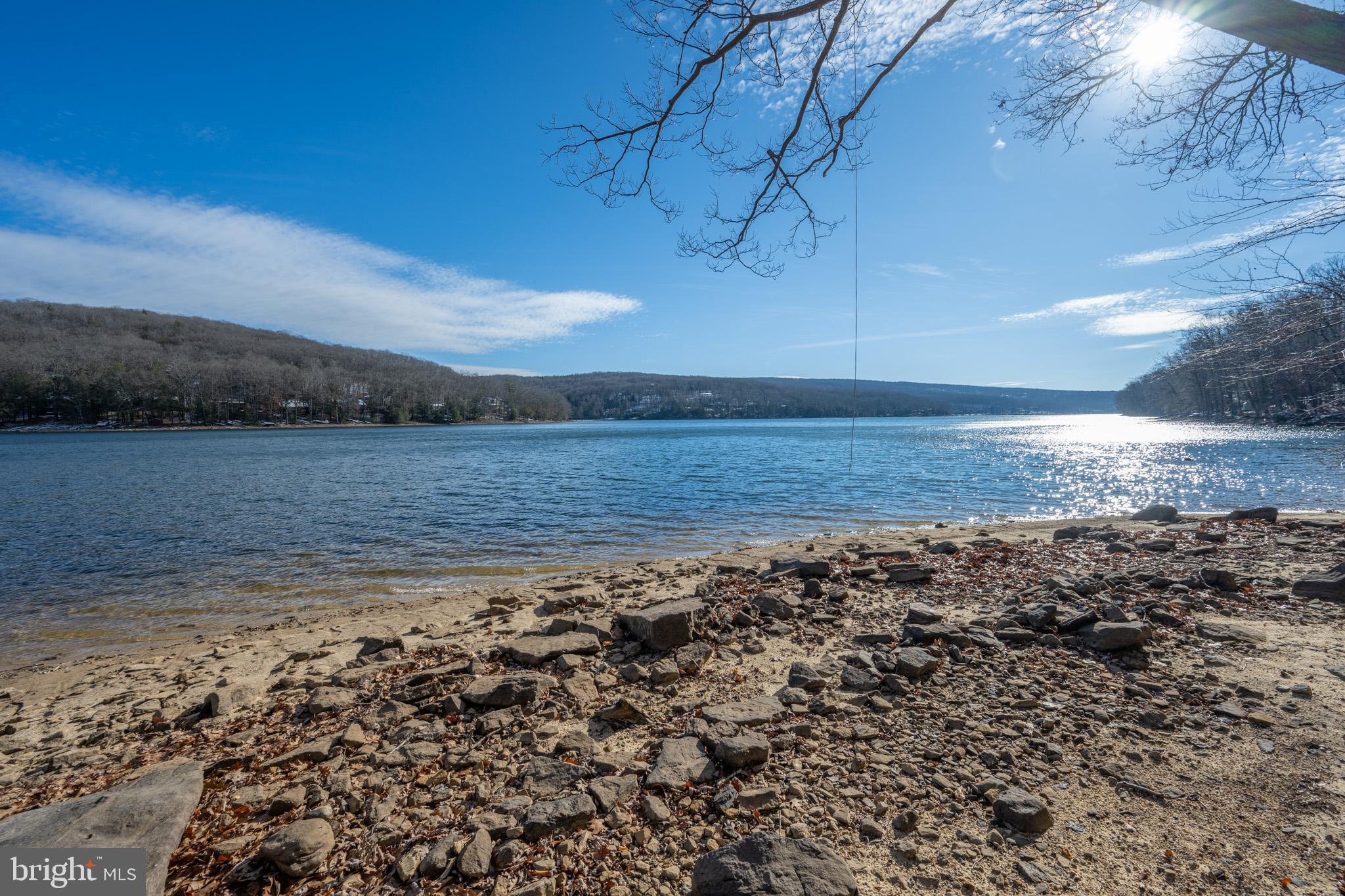 SHINGLE CAMP TERRACE - Residential