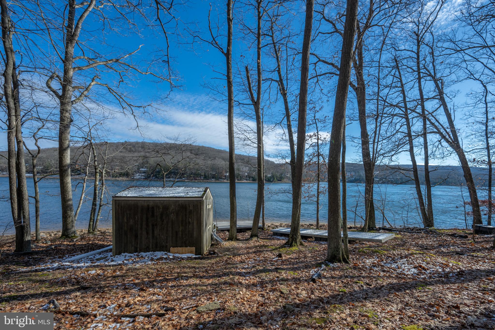 SHINGLE CAMP TERRACE - Residential