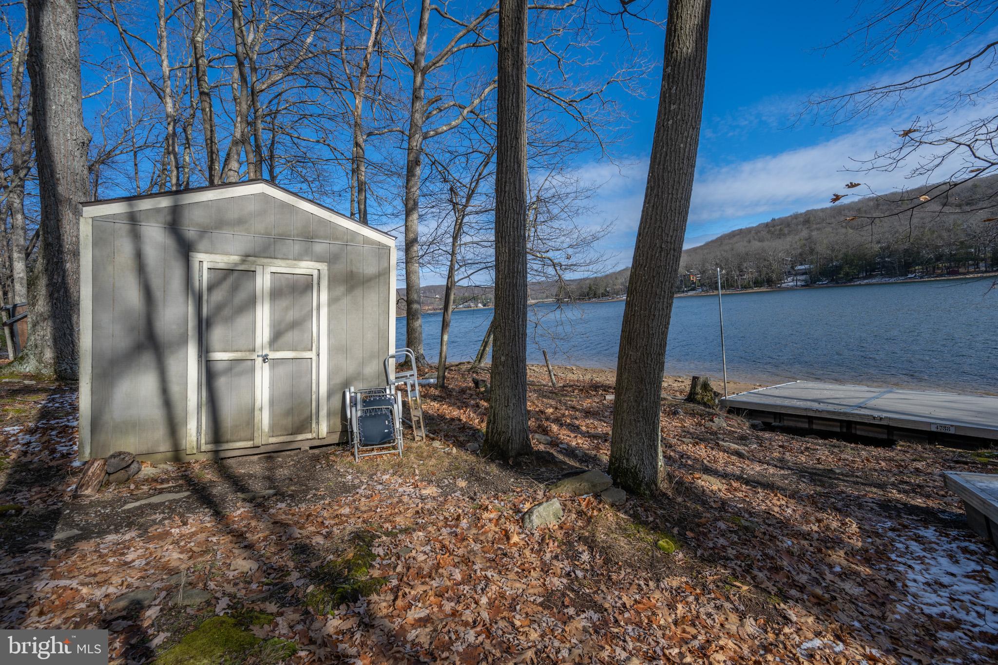 SHINGLE CAMP TERRACE - Residential