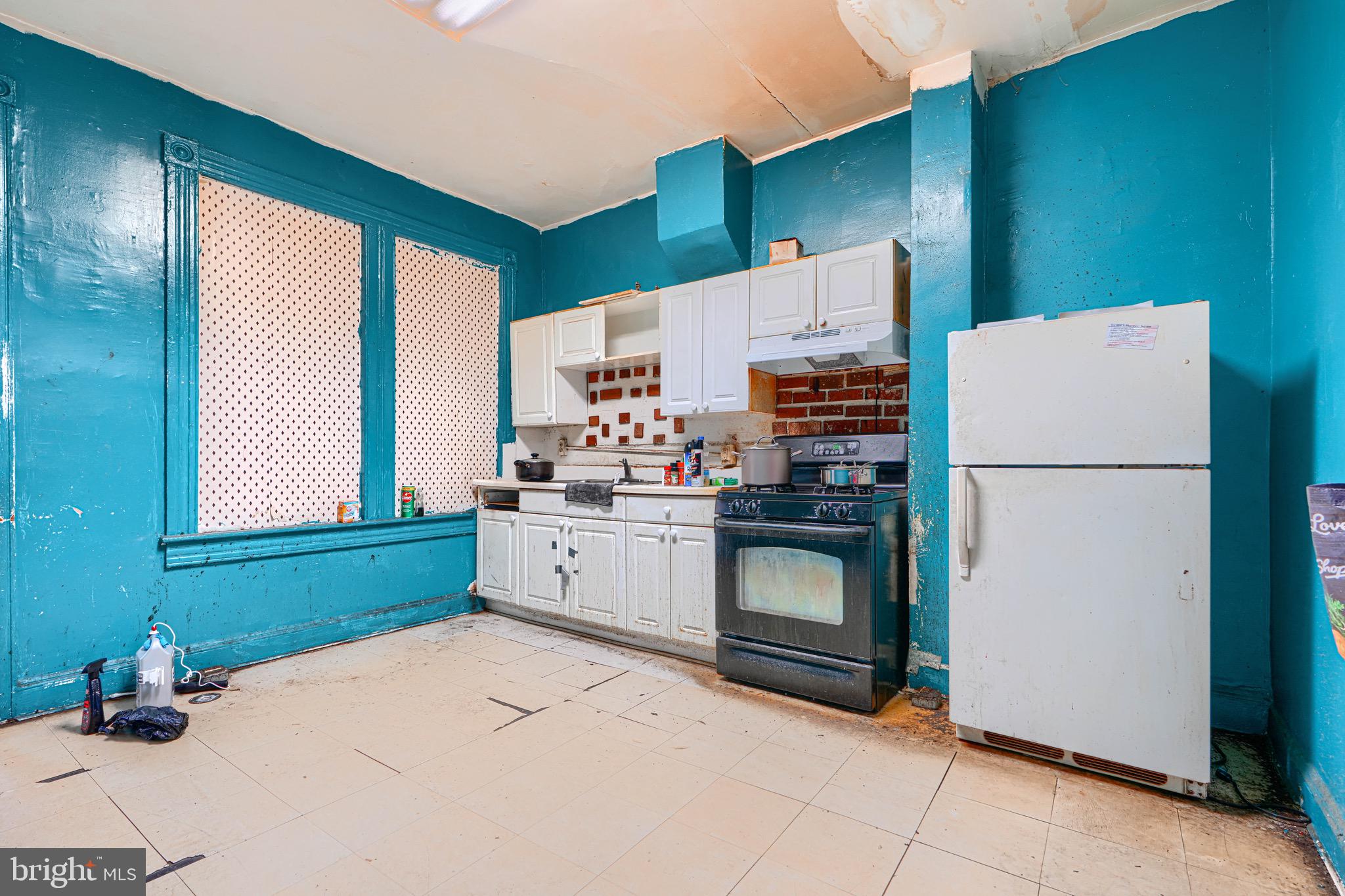 BALTIMORE EAST - SOUTH CLIFTON PARK HIST. DISTRICT - Residential