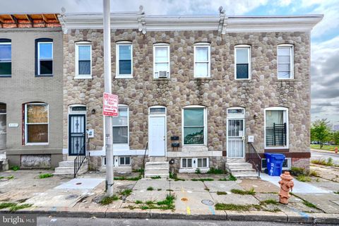 Townhouse For Sale - 2103 E Federal Street<br/> BALTIMORE, MD 21213