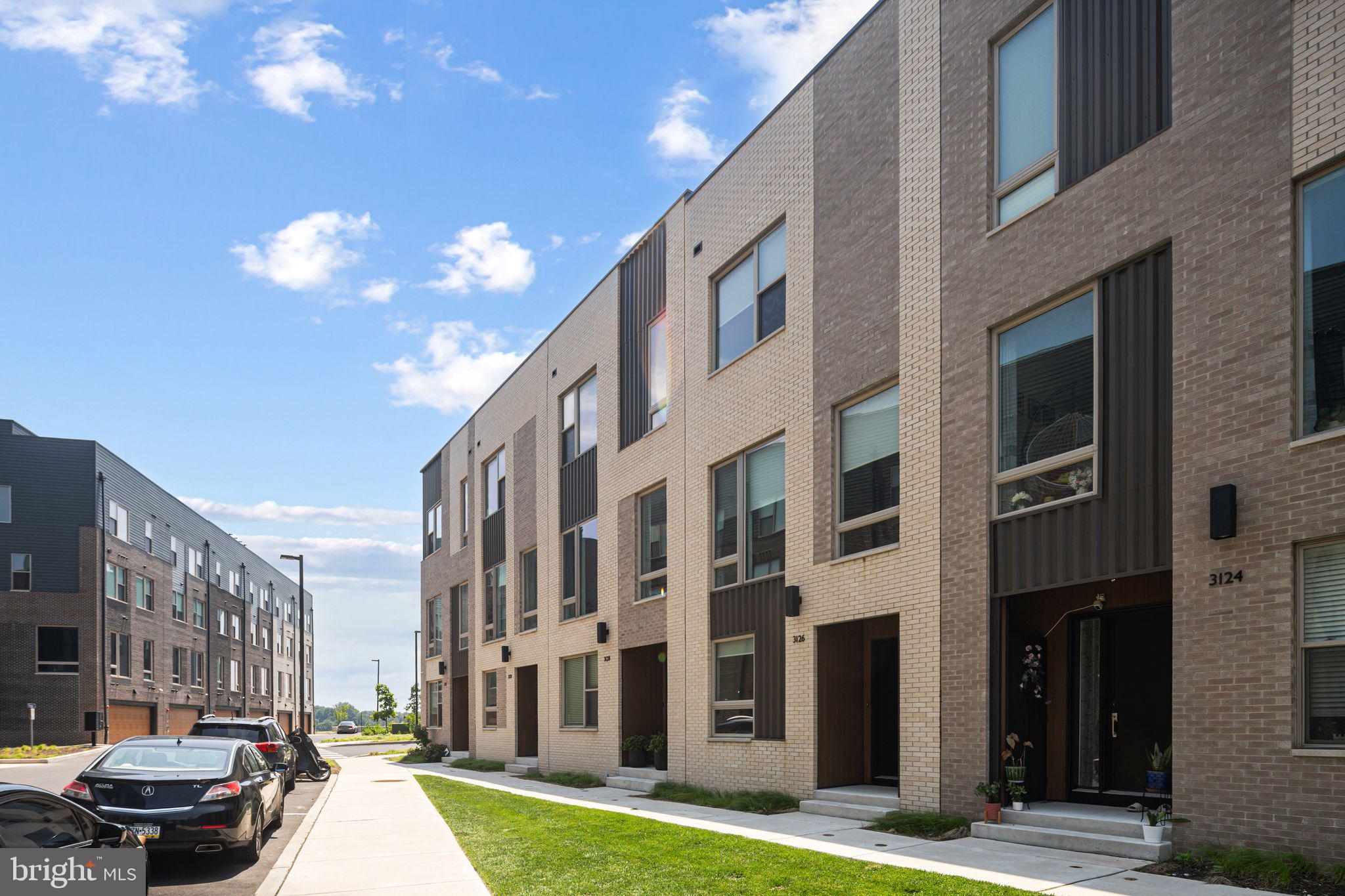 FISHTOWN - Residential Lease