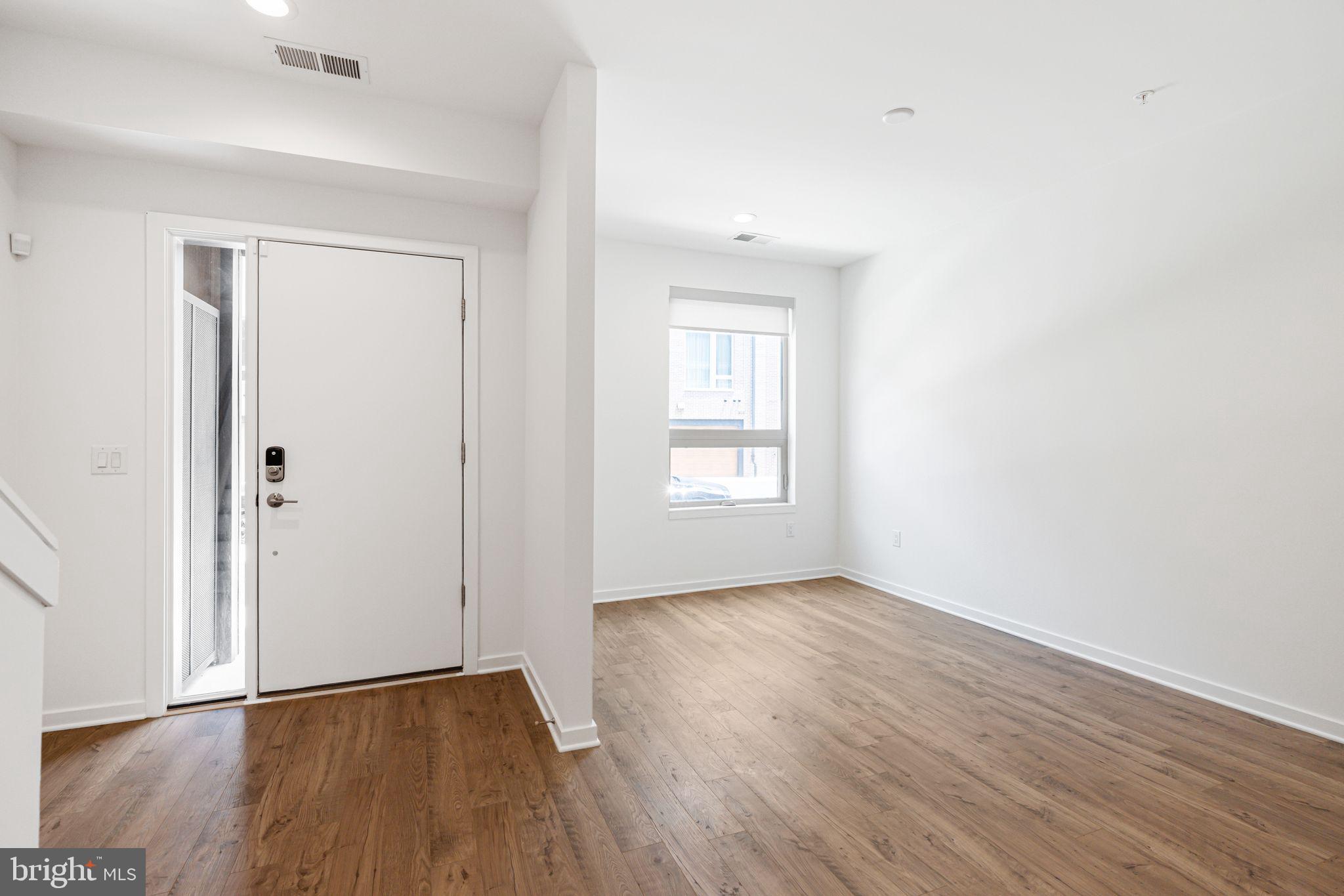 FISHTOWN - Residential Lease