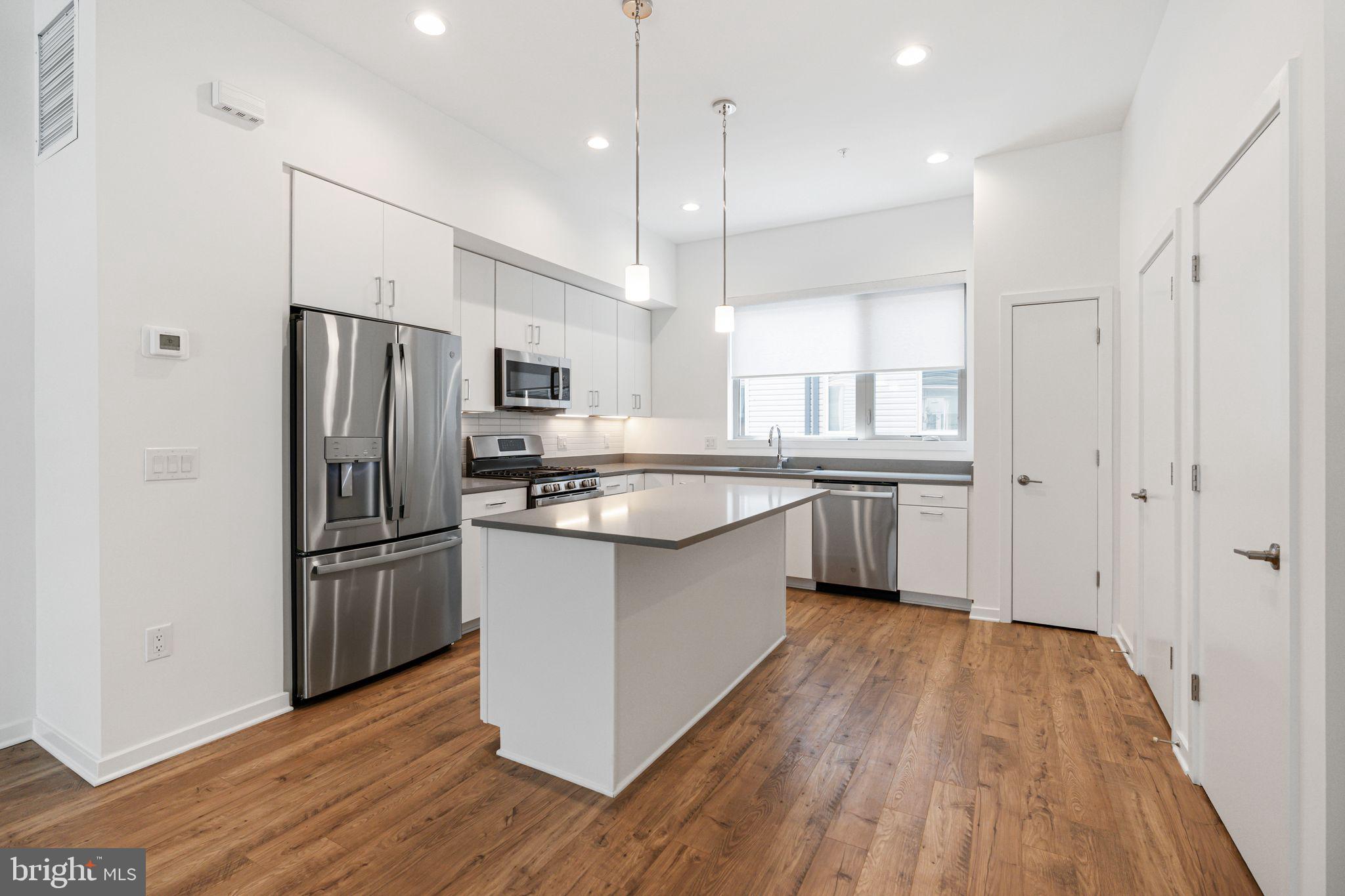 FISHTOWN - Residential Lease