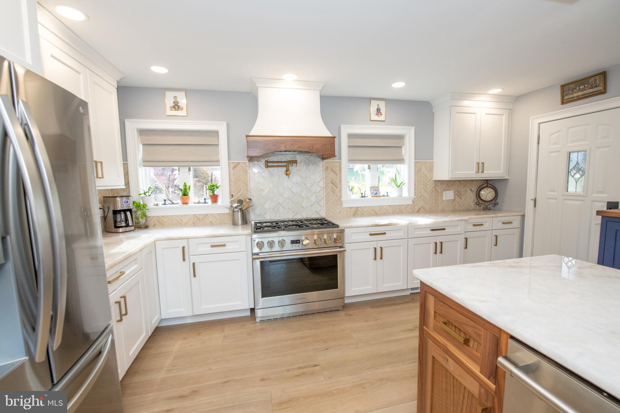 HUNTINGDON VALLEY - Residential