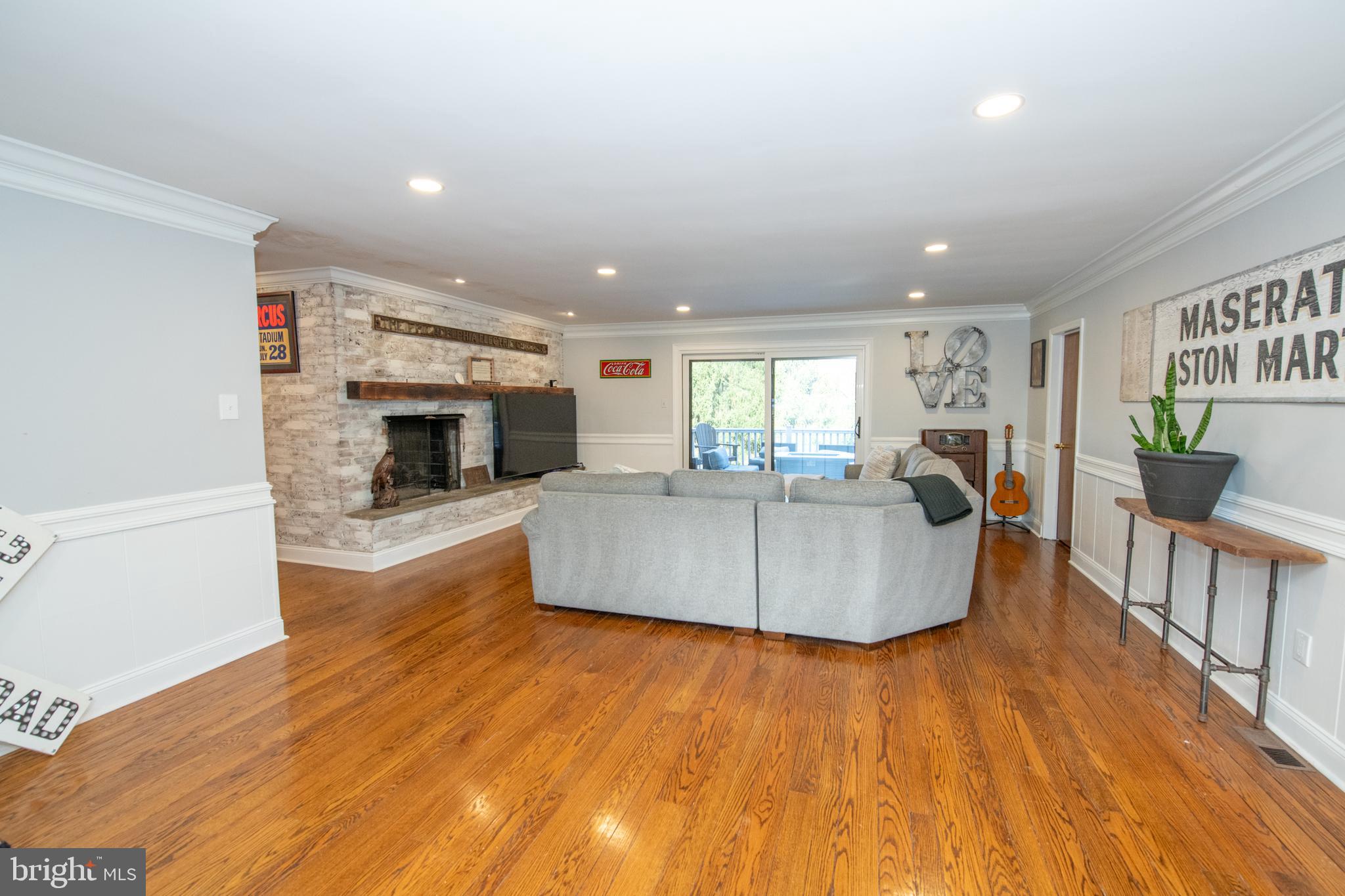 HUNTINGDON VALLEY - Residential