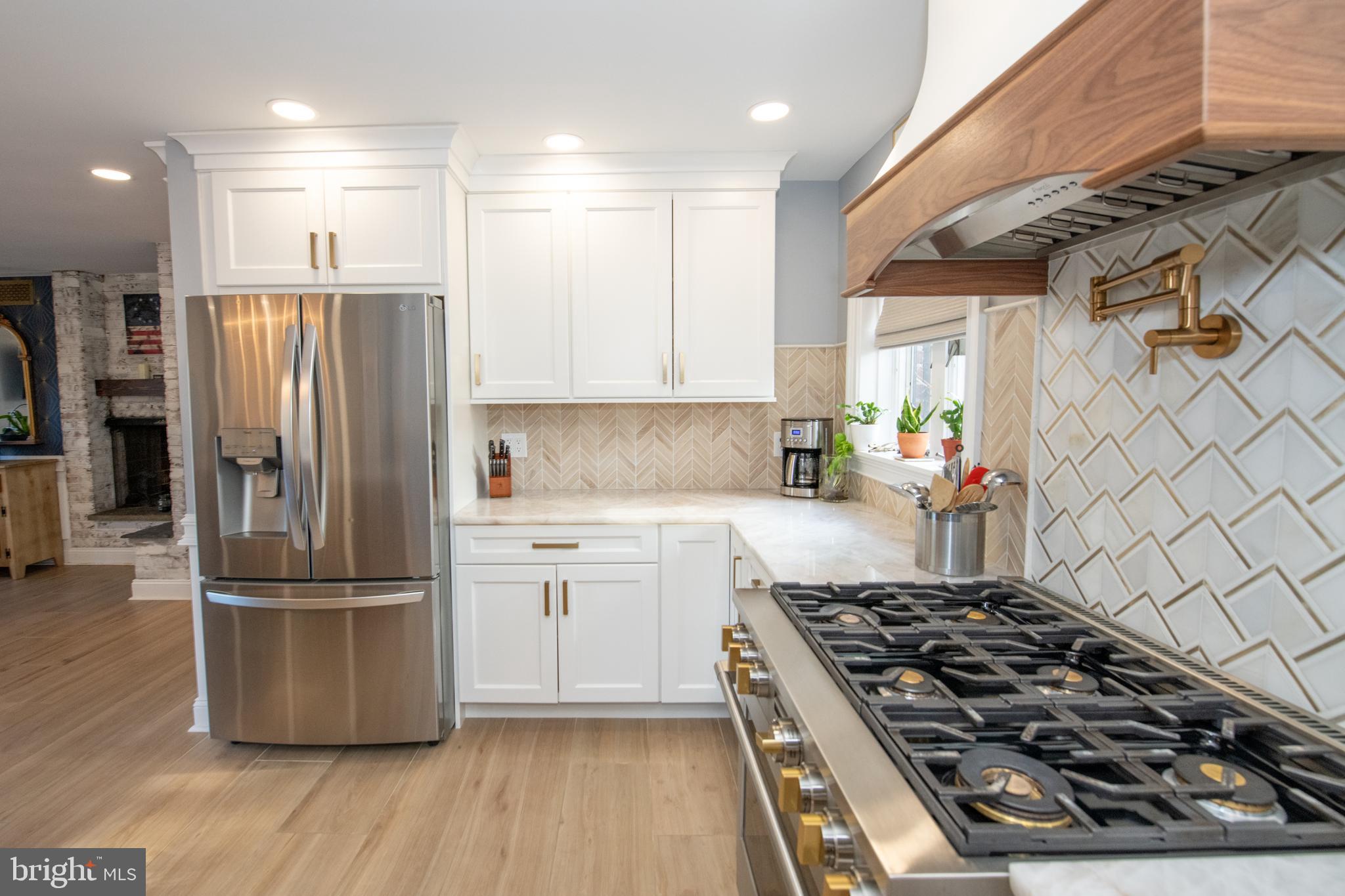 HUNTINGDON VALLEY - Residential