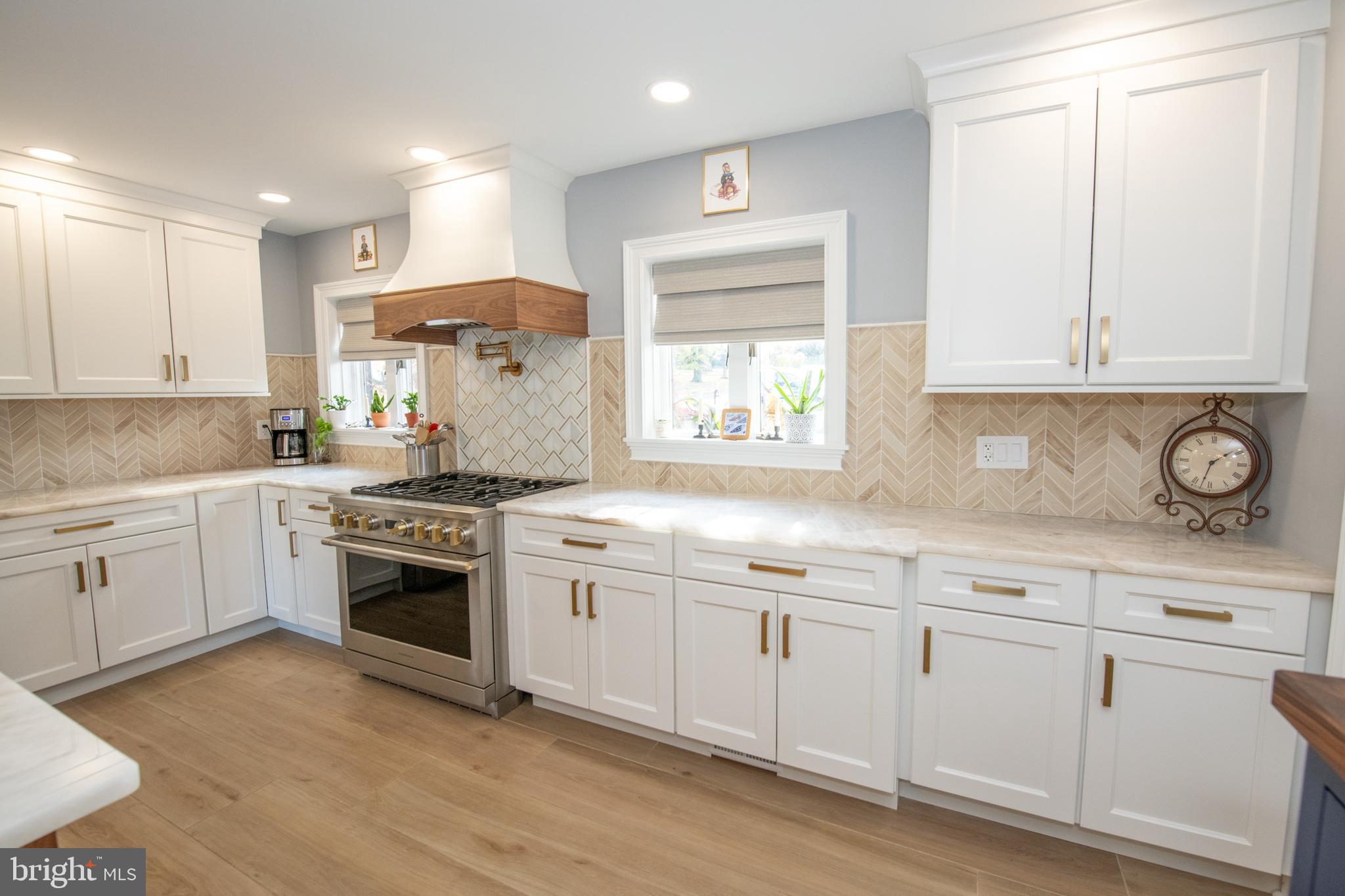 HUNTINGDON VALLEY - Residential