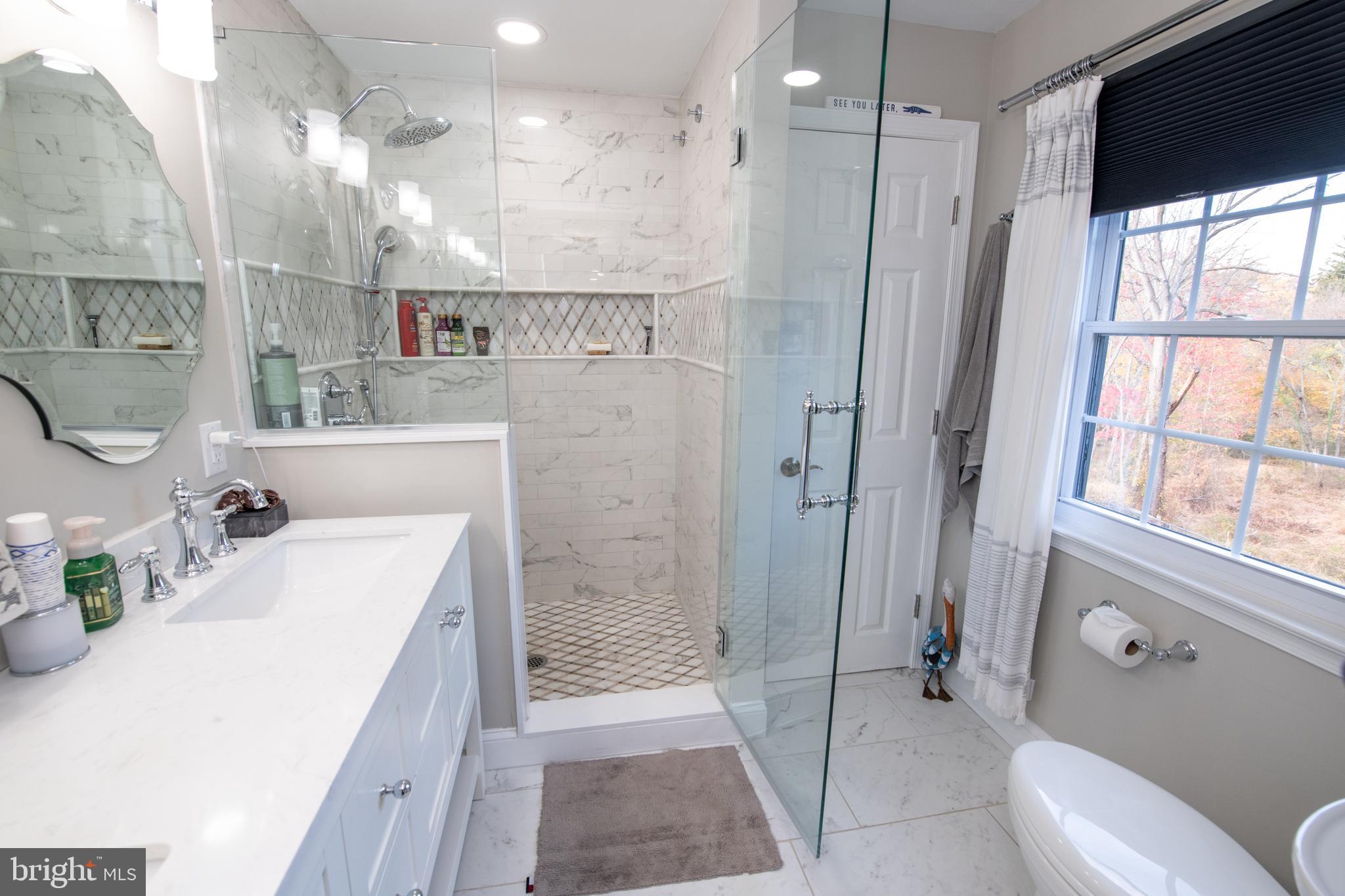 HUNTINGDON VALLEY - Residential