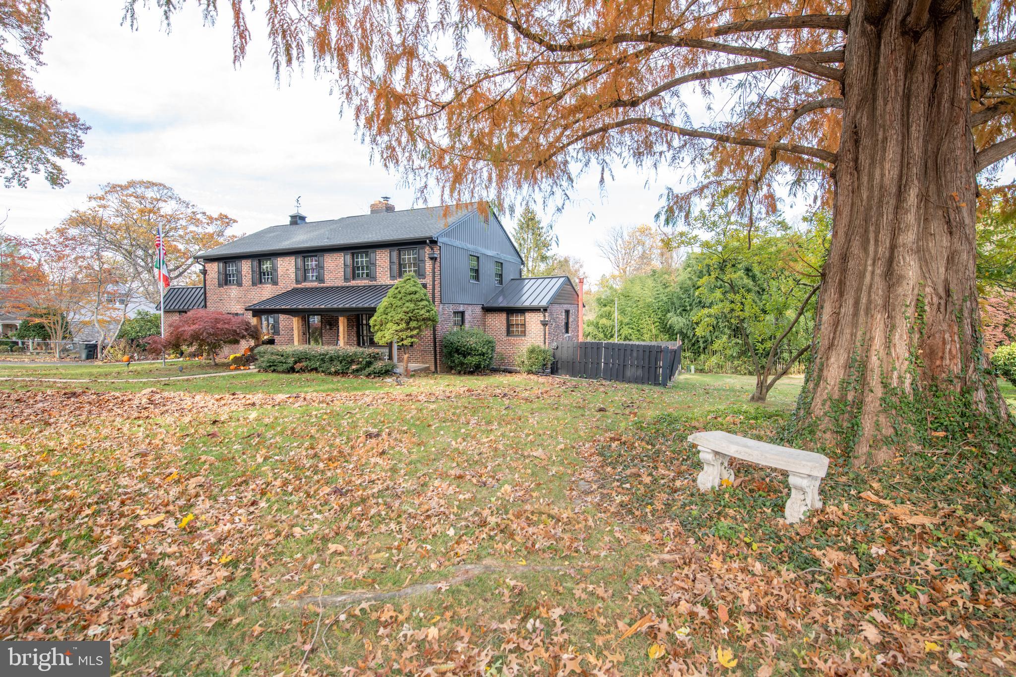 HUNTINGDON VALLEY - Residential