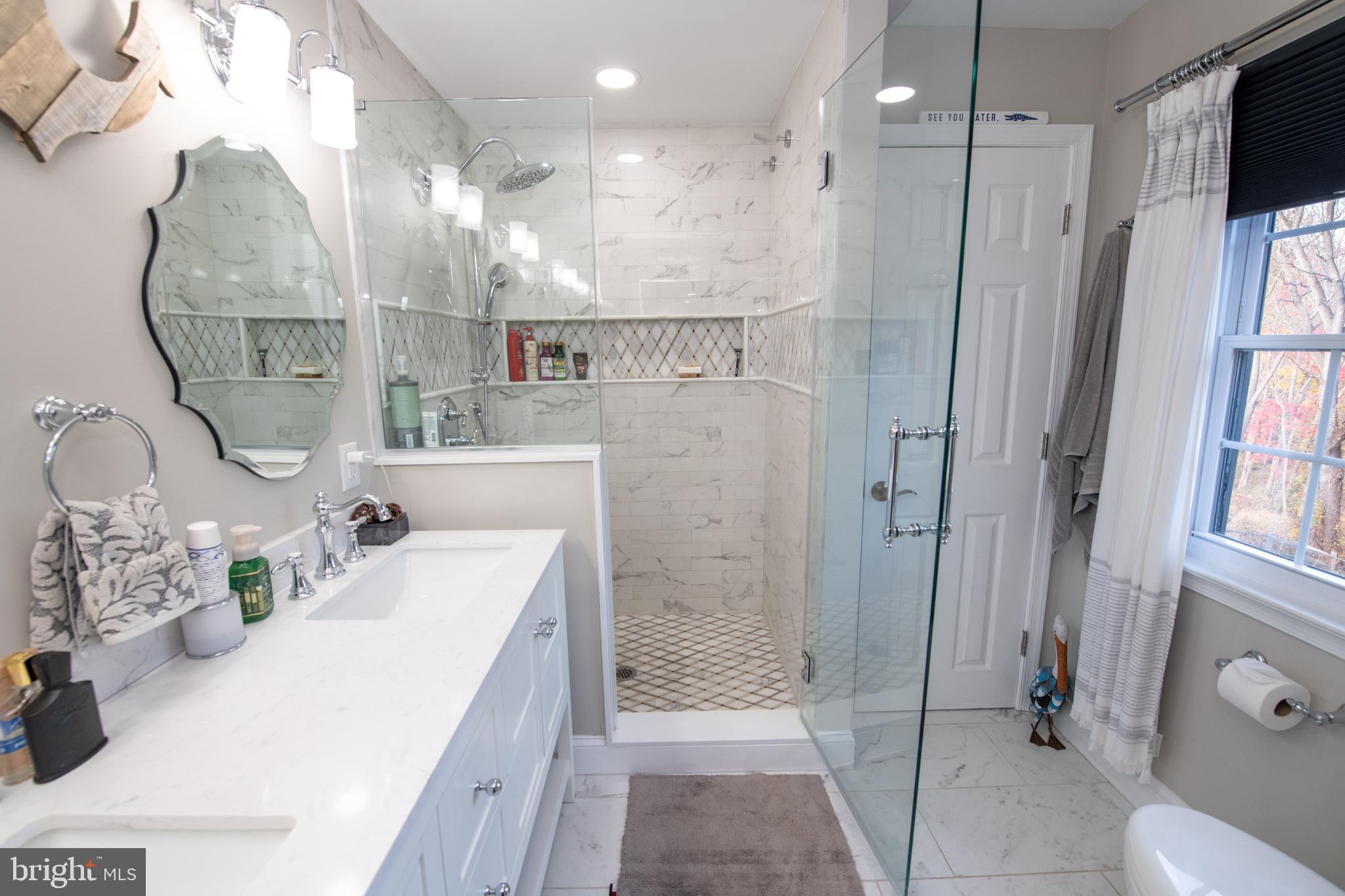 HUNTINGDON VALLEY - Residential