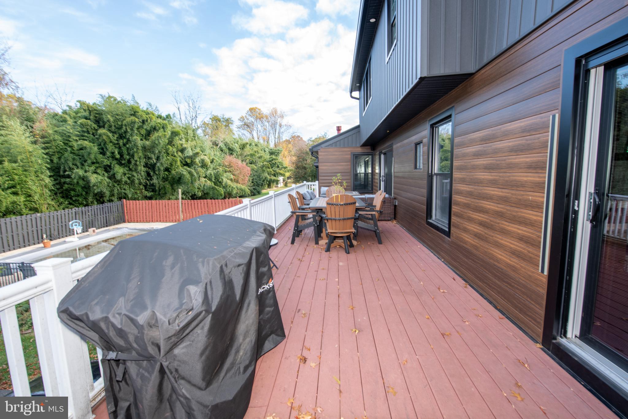 HUNTINGDON VALLEY - Residential