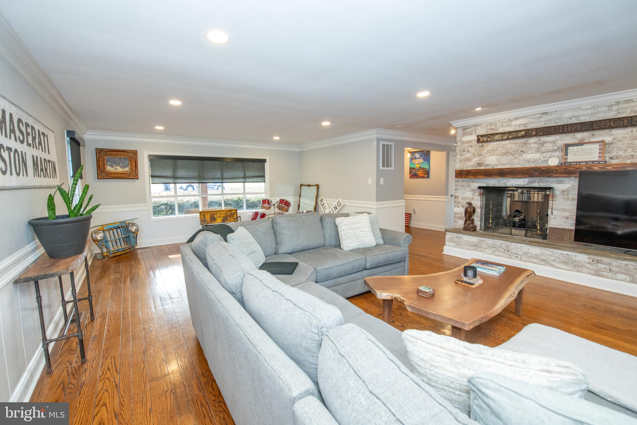 HUNTINGDON VALLEY - Residential